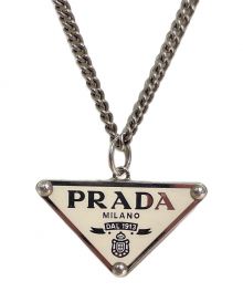 PRADA（プラダ）の古着「トライアングル シンボル ネックレス」｜ホワイト