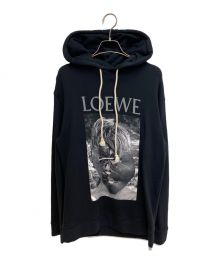 LOEWE（ロエベ）の古着「Ken Heyman プリントパーカー」｜ブラック