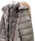 中古・古着 MONCLER (モンクレール) HERMIFUR/ダウンコート グレー サイズ:1：200000円