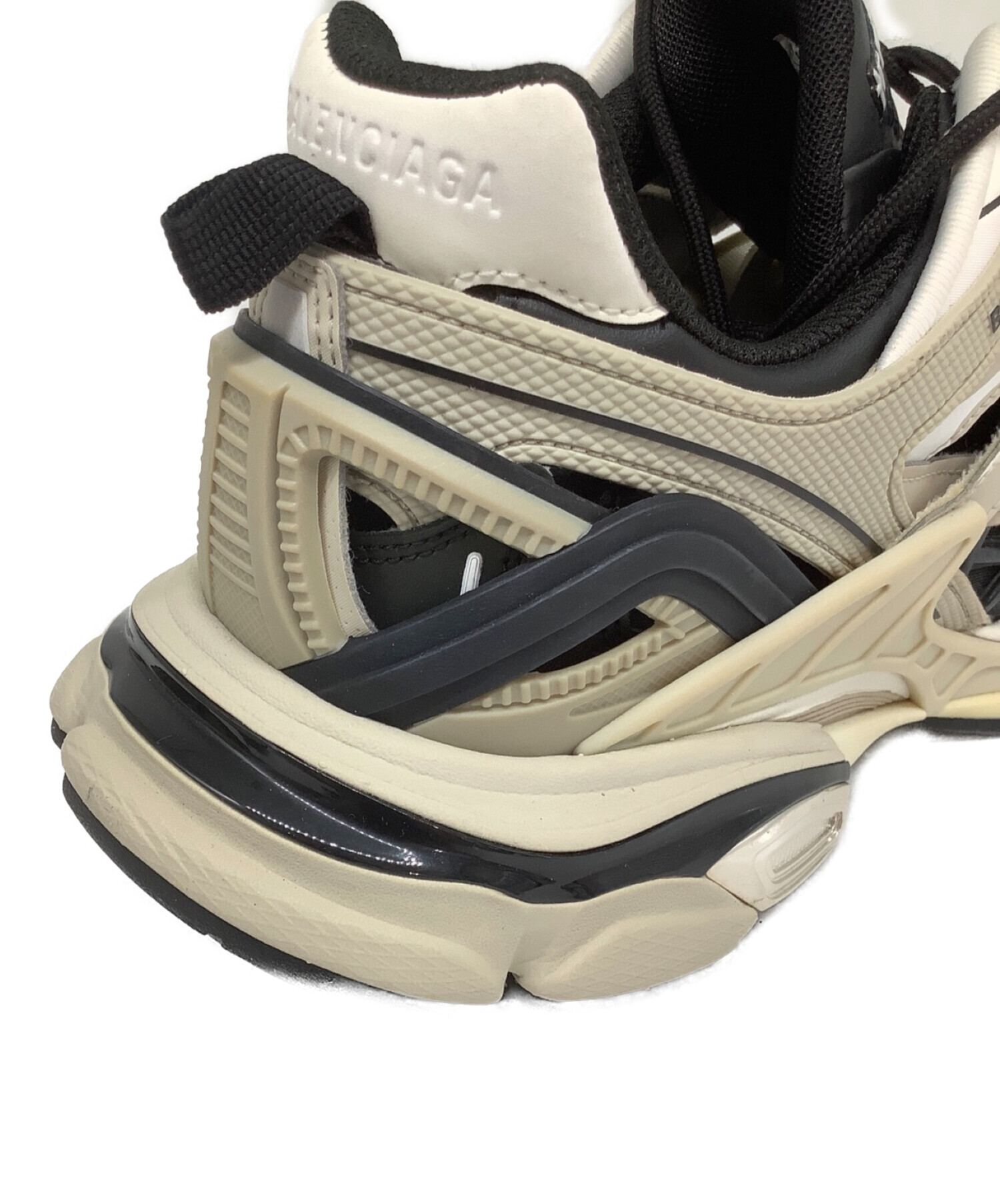 中古・古着通販】BALENCIAGA (バレンシアガ) TRACK 2 OPEN SNEAKER(ﾄﾗｯｸ 2 ｵｰﾌﾟﾝ ｽﾆｰｶｰ) ベージュ× ブラック サイズ:UK8｜ブランド・古着通販 トレファク公式【TREFAC FASHION】スマホサイト