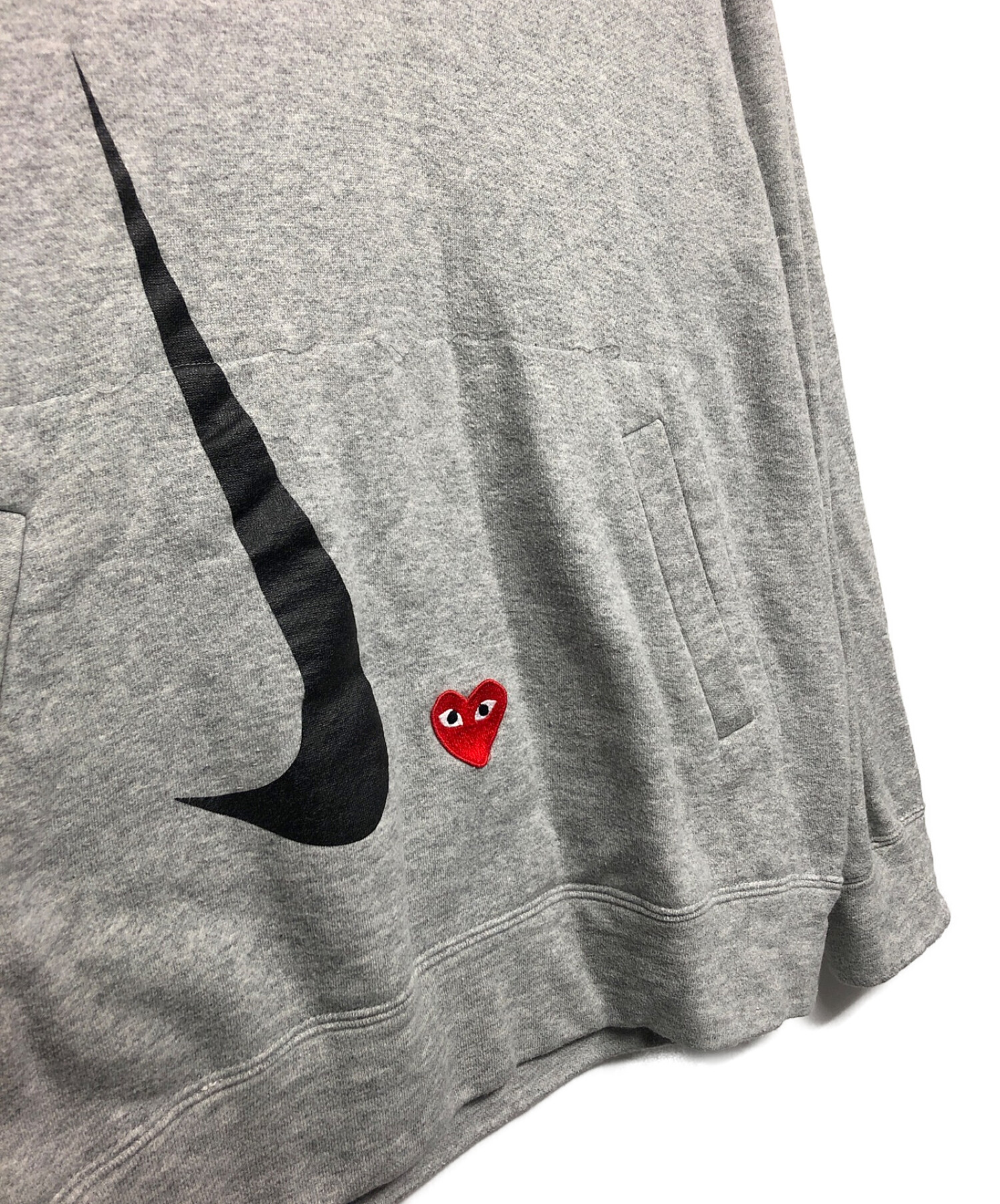 中古・古着通販】NIKE (ナイキ) PLAY COMME des GARCONS (プレイ コムデギャルソン) プルオーバーパーカー グレー  サイズ:XL｜ブランド・古着通販 トレファク公式【TREFAC FASHION】スマホサイト