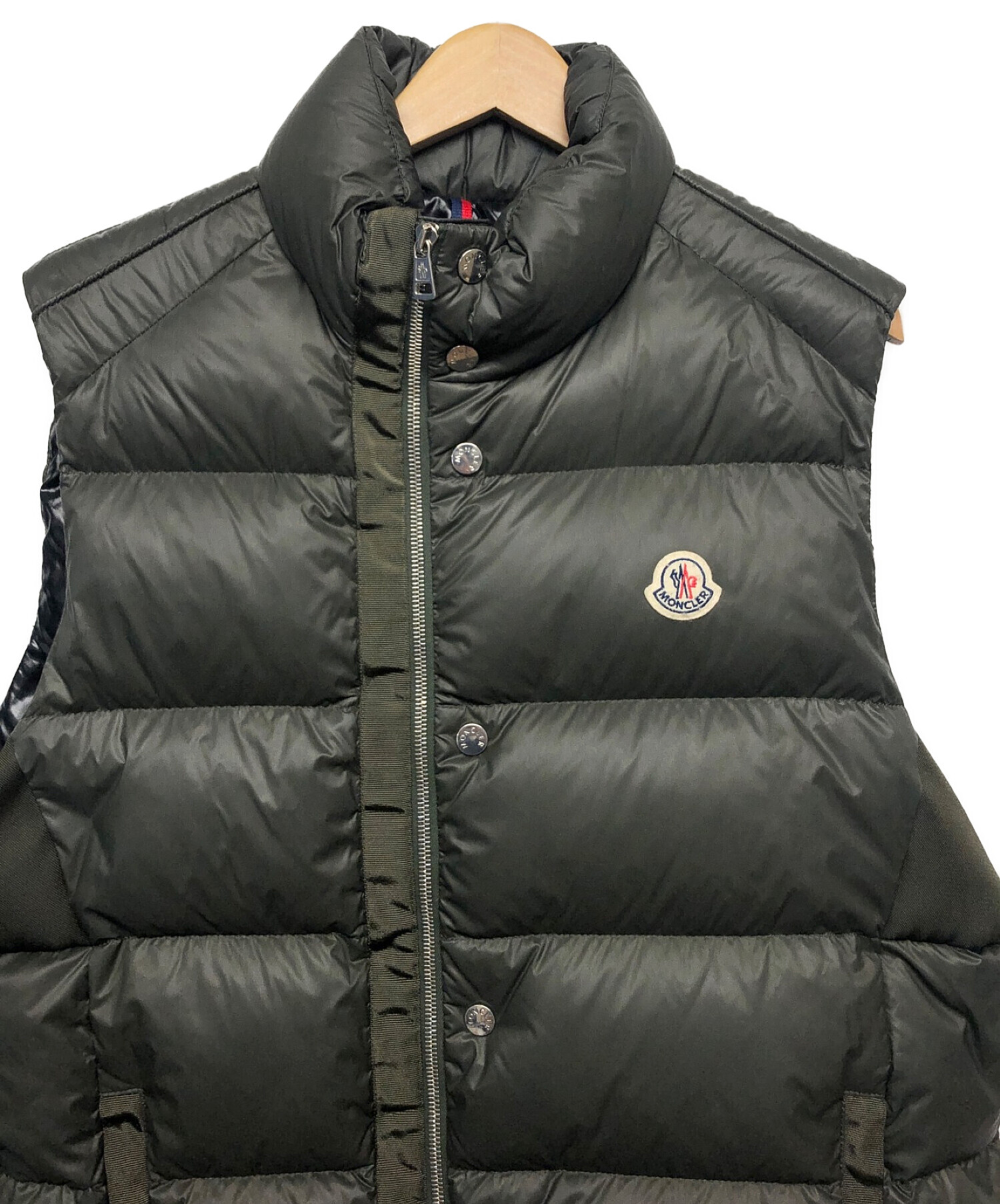 中古・古着通販】MONCLER (モンクレール) ダウンベスト カーキ サイズ:01｜ブランド・古着通販 トレファク公式【TREFAC  FASHION】スマホサイト