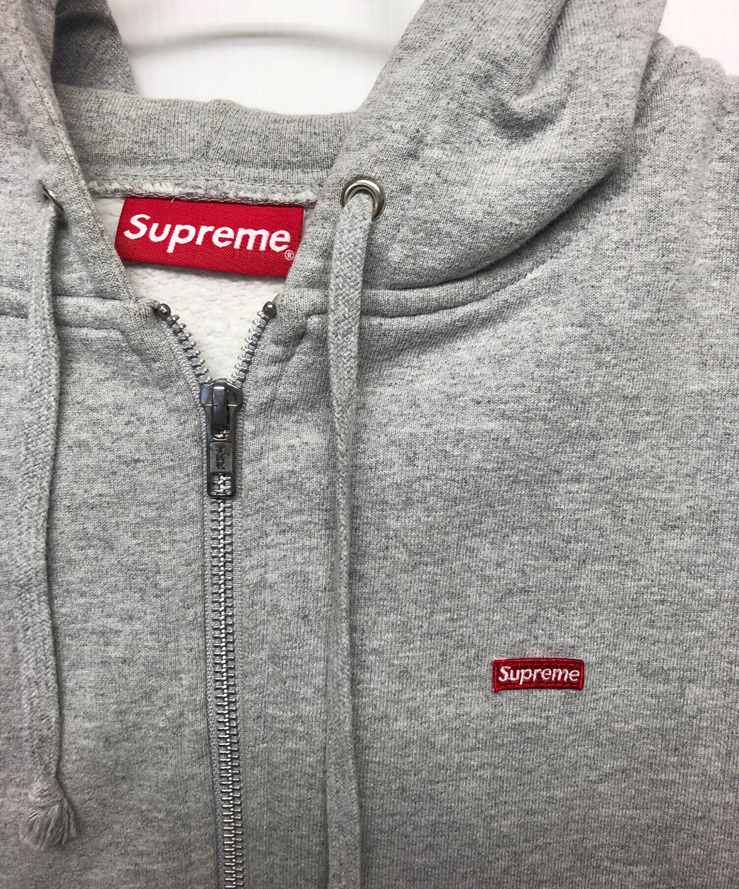 中古・古着通販】SUPREME (シュプリーム) ジップパーカー グレー サイズ:S｜ブランド・古着通販 トレファク公式【TREFAC  FASHION】スマホサイト