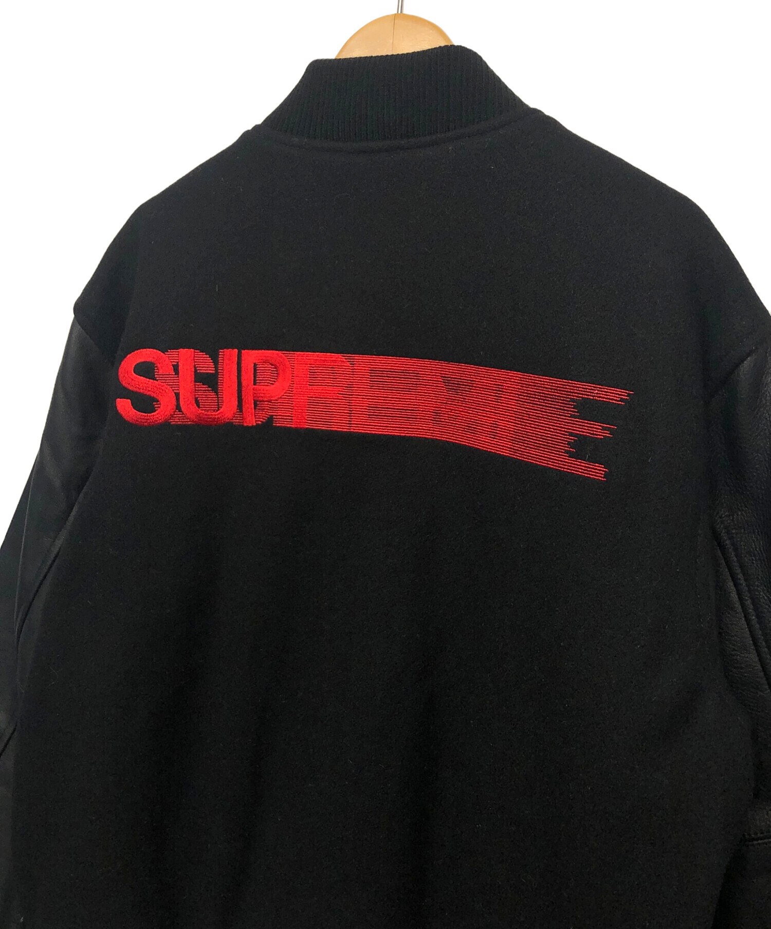 中古・古着通販】Supreme (シュプリーム) スタジャン ブラック×レッド サイズ:S｜ブランド・古着通販 トレファク公式【TREFAC  FASHION】スマホサイト