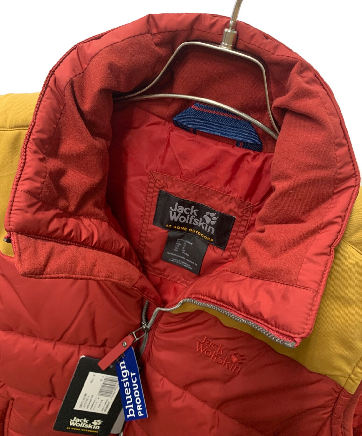 Jack Wolfskin (ジャック ウルフスキン) 中綿ベスト レッド×ベージュ サイズ:M