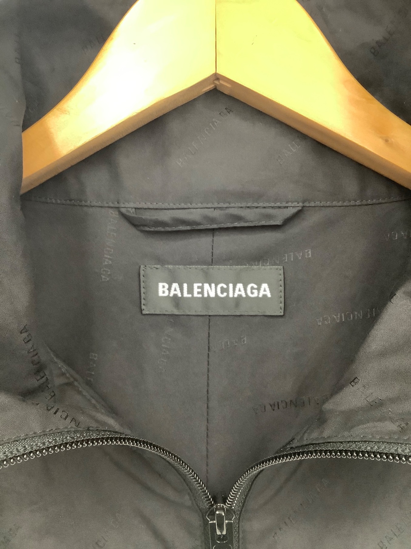 BALENCIAGA (バレンシアガ) ロゴナイロンジップアップトラックジャケットブルゾン ブラック×ホワイト サイズ:44