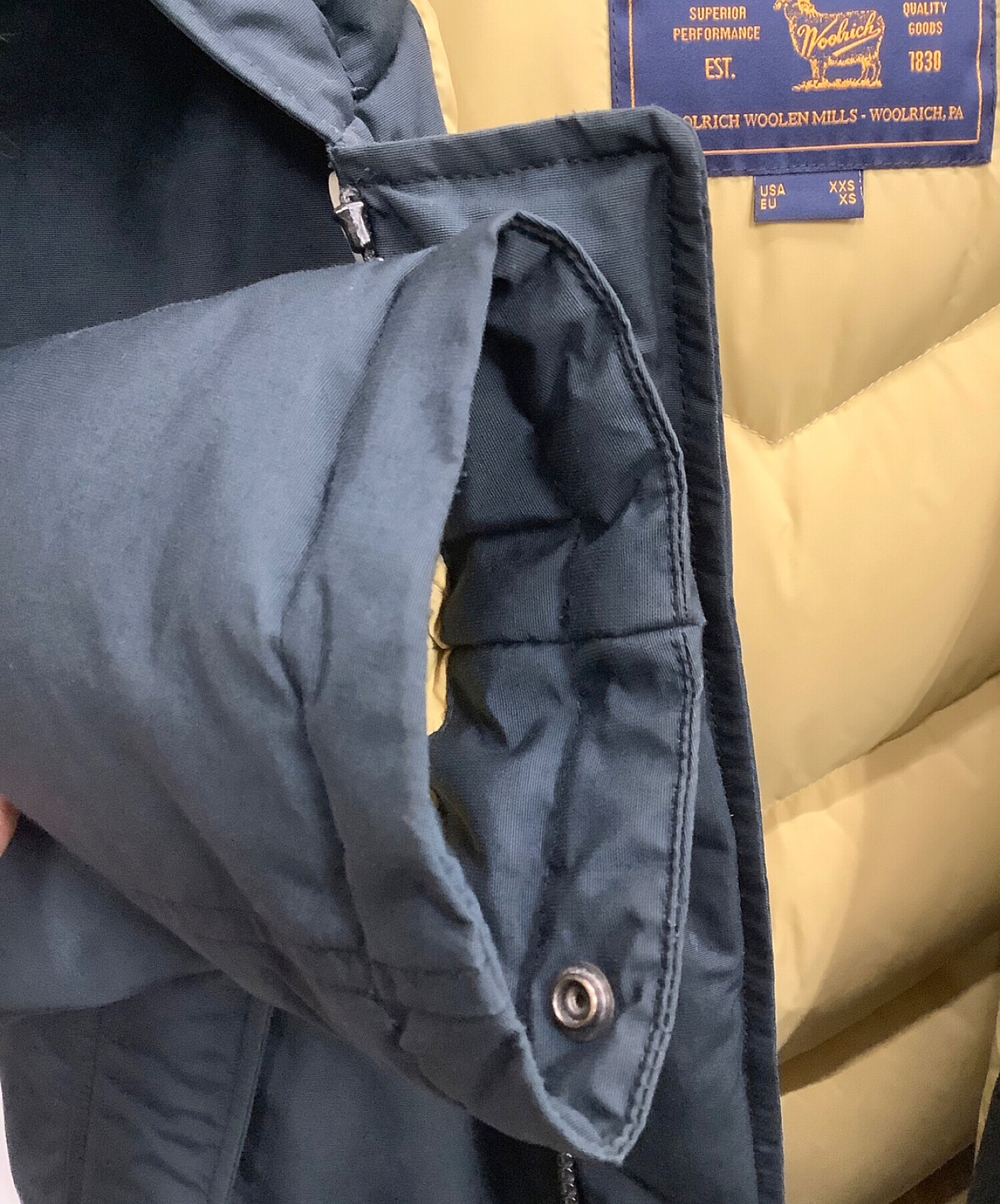 中古・古着通販】WOOLRICH (ウールリッチ) ダウンジャケット ダーク