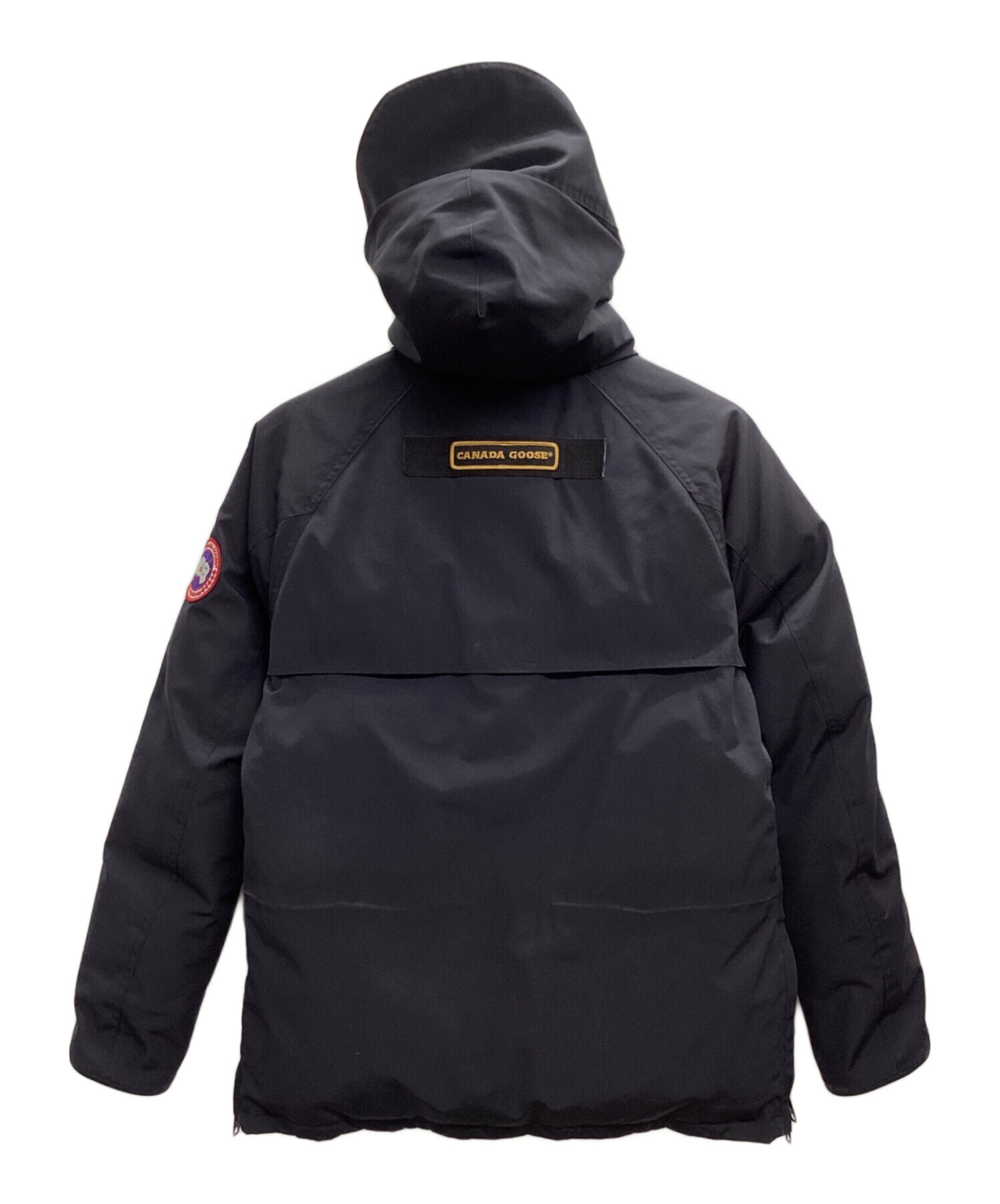 中古・古着通販】CANADA GOOSE (カナダグース) カムループス ダウン ジャケット ブラック サイズ:M｜ブランド・古着通販  トレファク公式【TREFAC FASHION】スマホサイト