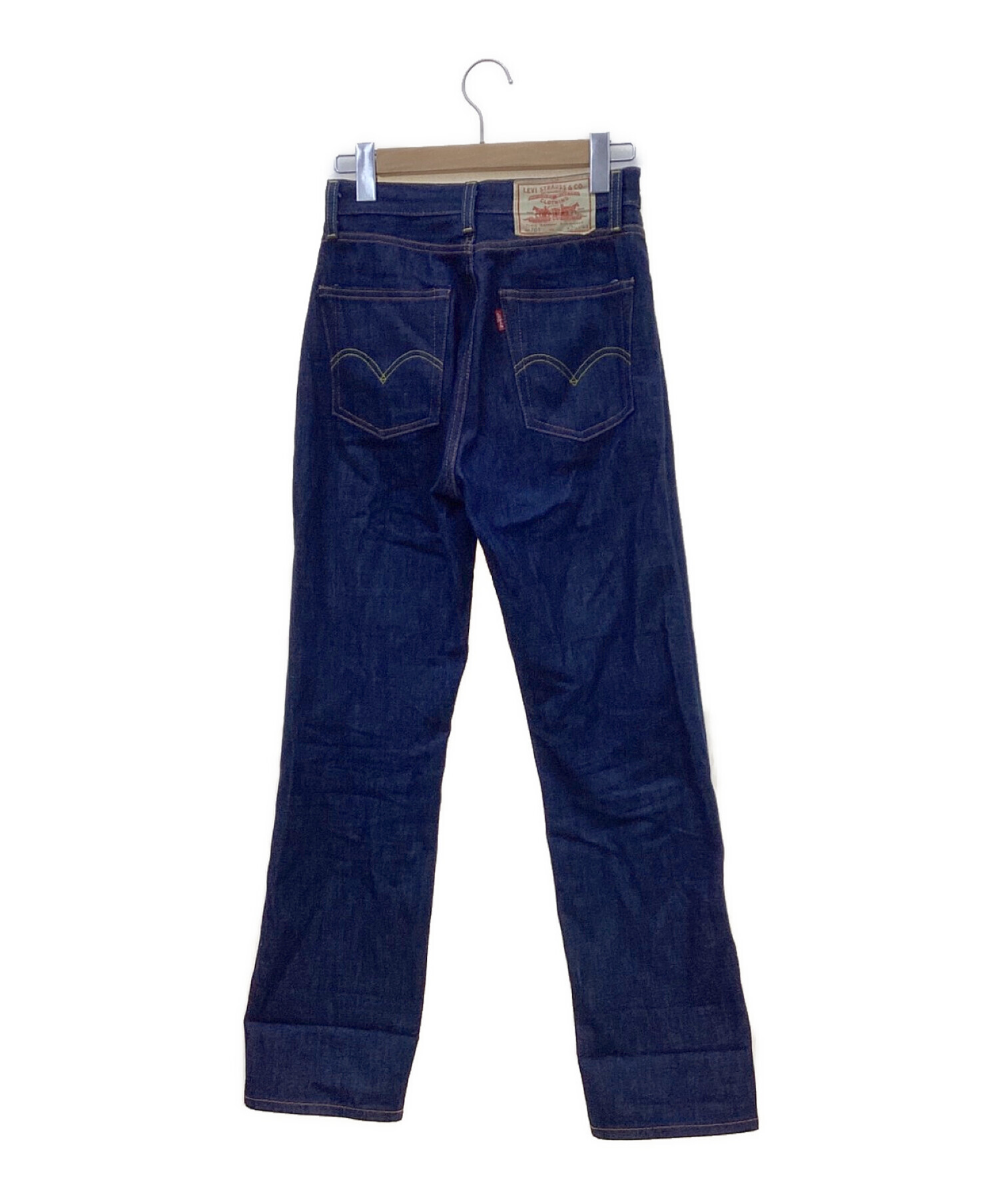 W25 levis on sale