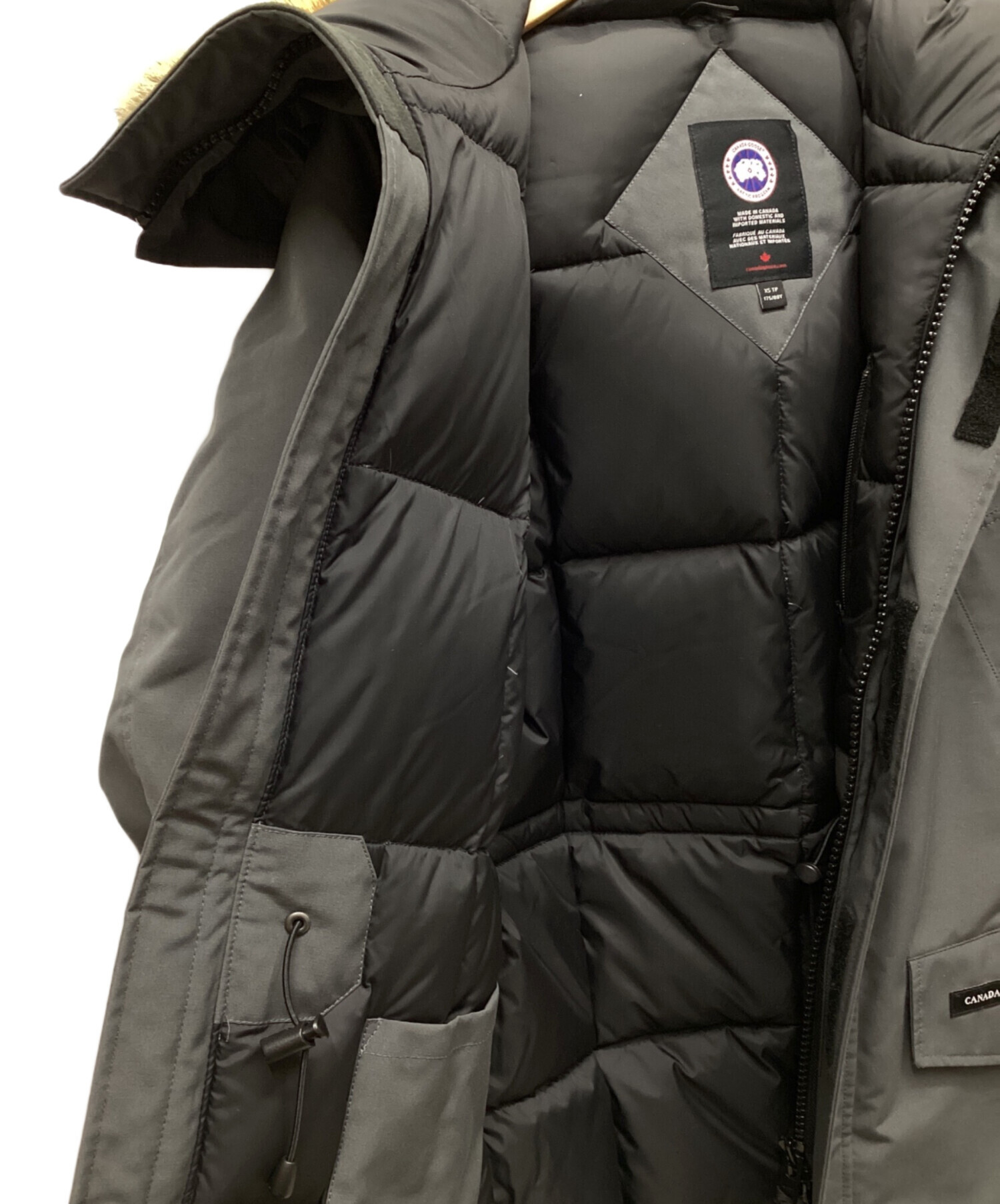 中古・古着通販】CANADA GOOSE (カナダグース) ダウンコート グレー サイズ:XS｜ブランド・古着通販 トレファク公式【TREFAC  FASHION】スマホサイト