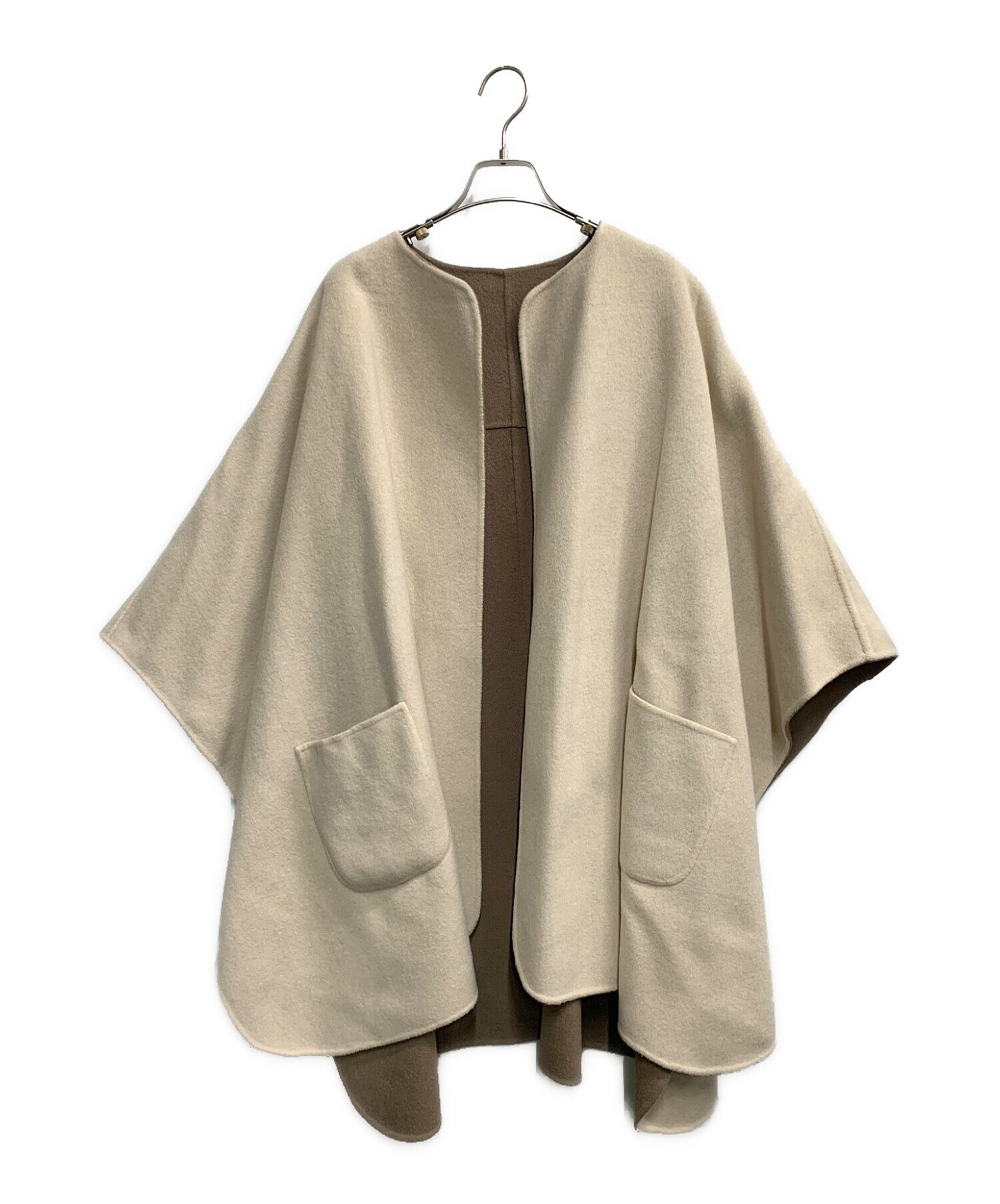 REVER SEWING CAPE