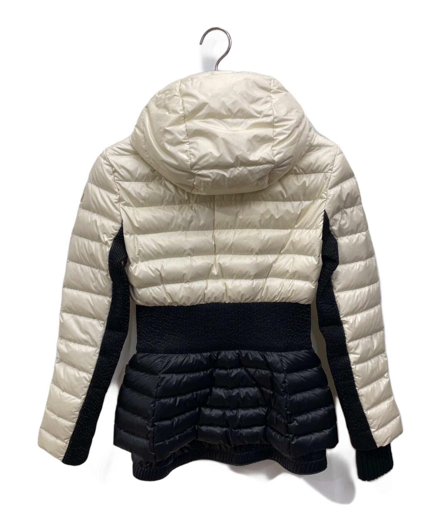 中古・古着通販】MONCLER (モンクレール) ダウンジャケット ホワイト×ブラック サイズ:SIZE S｜ブランド・古着通販  トレファク公式【TREFAC FASHION】スマホサイト