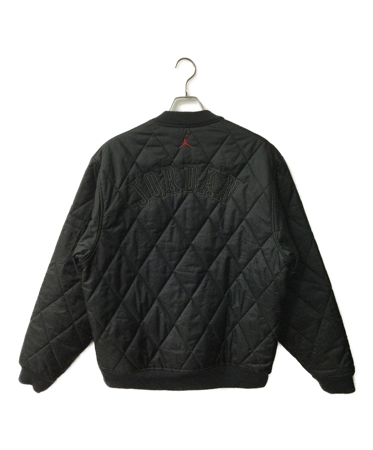 NIKE (ナイキ) キルティングジャケット ブラック×ホワイト サイズ:M