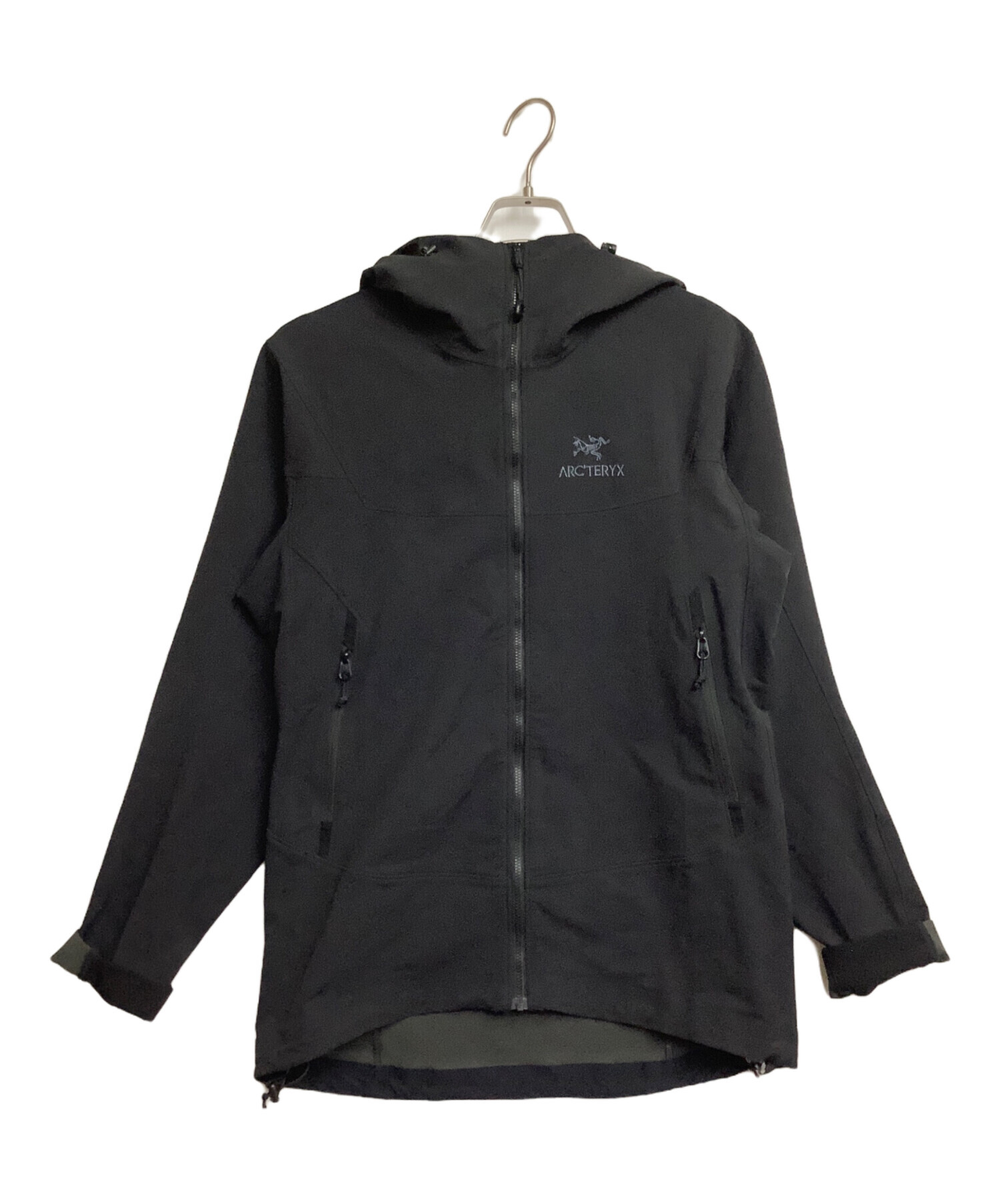 中古・古着通販】ARC'TERYX (アークテリクス) マウンテンパーカー ブラック サイズ:S｜ブランド・古着通販 トレファク公式【TREFAC  FASHION】スマホサイト