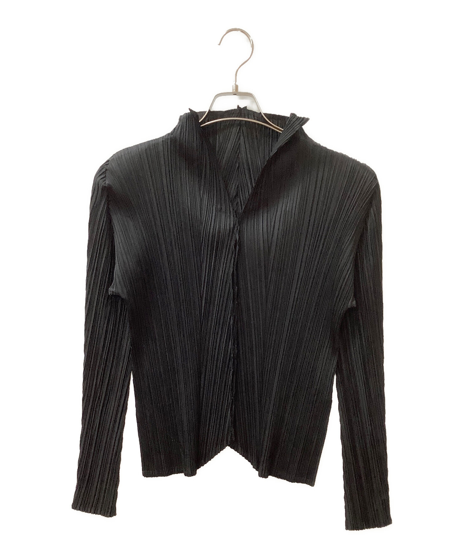 中古・古着通販】PLEATS PLEASE ISSEY MIYAKE (プリーツプリーズ イッセイミヤケ) スキッパー プリーツカットソー ブラック  サイズ:3｜ブランド・古着通販 トレファク公式【TREFAC FASHION】スマホサイト