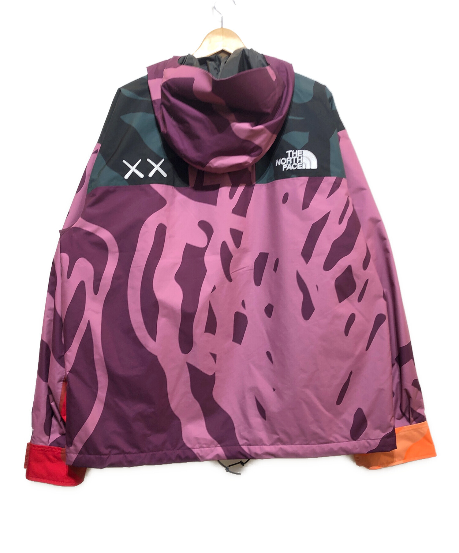 中古・古着通販】THE NORTH FACE×KAWS (ノースフェイス×カウズ) マウンテンパーカー パープル サイズ:L  未使用品｜ブランド・古着通販 トレファク公式【TREFAC FASHION】スマホサイト