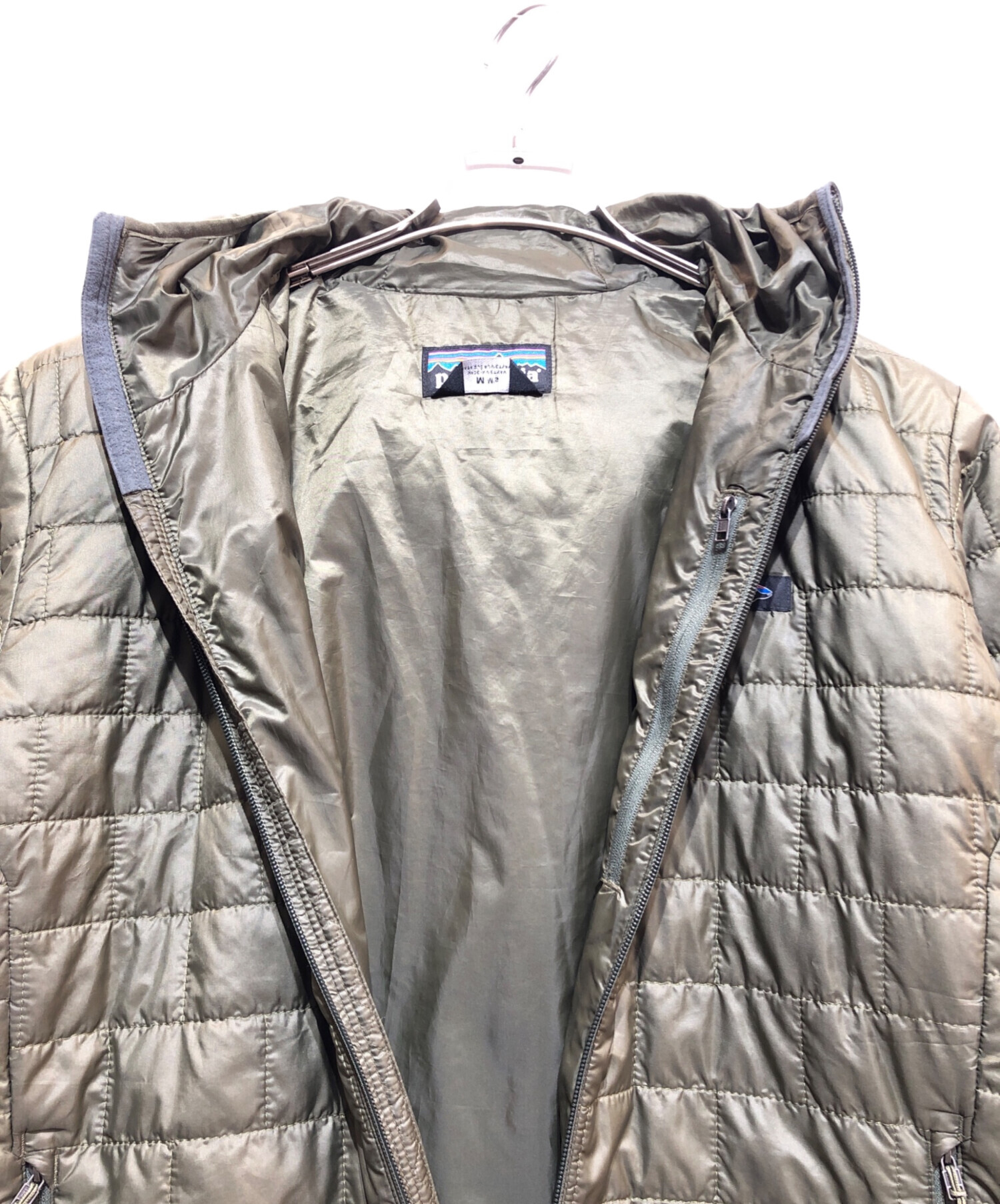 中古・古着通販】Patagonia (パタゴニア) ナノパフ・フィッツロイトラウトフーディ カーキ サイズ:Ｍ｜ブランド・古着通販  トレファク公式【TREFAC FASHION】スマホサイト