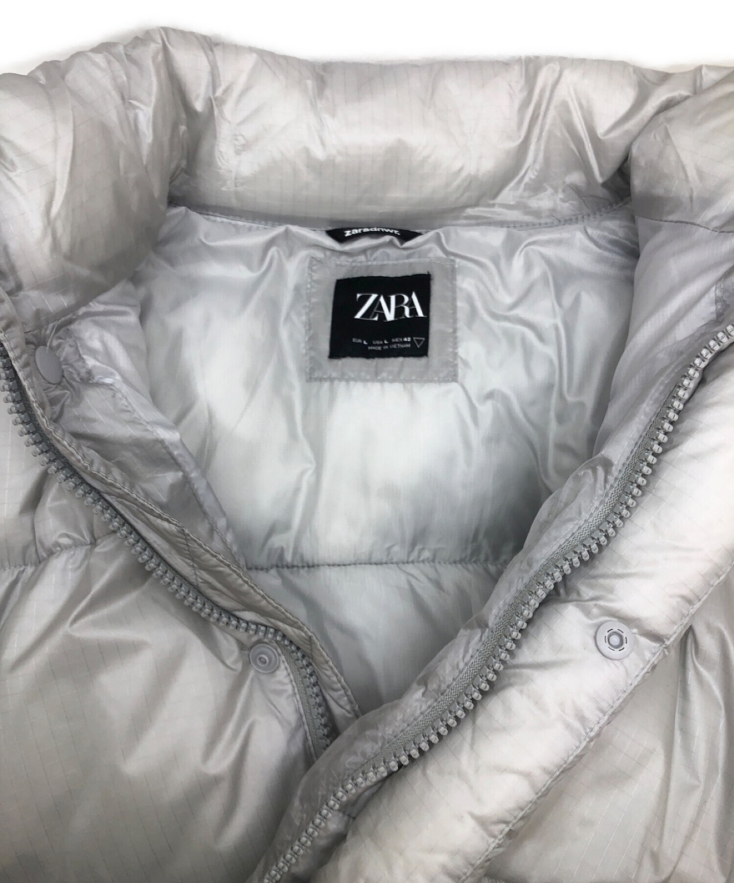 中古・古着通販】ZARA (ザラ) パフジャケット ホワイト サイズ:L｜ブランド・古着通販 トレファク公式【TREFAC FASHION】スマホサイト