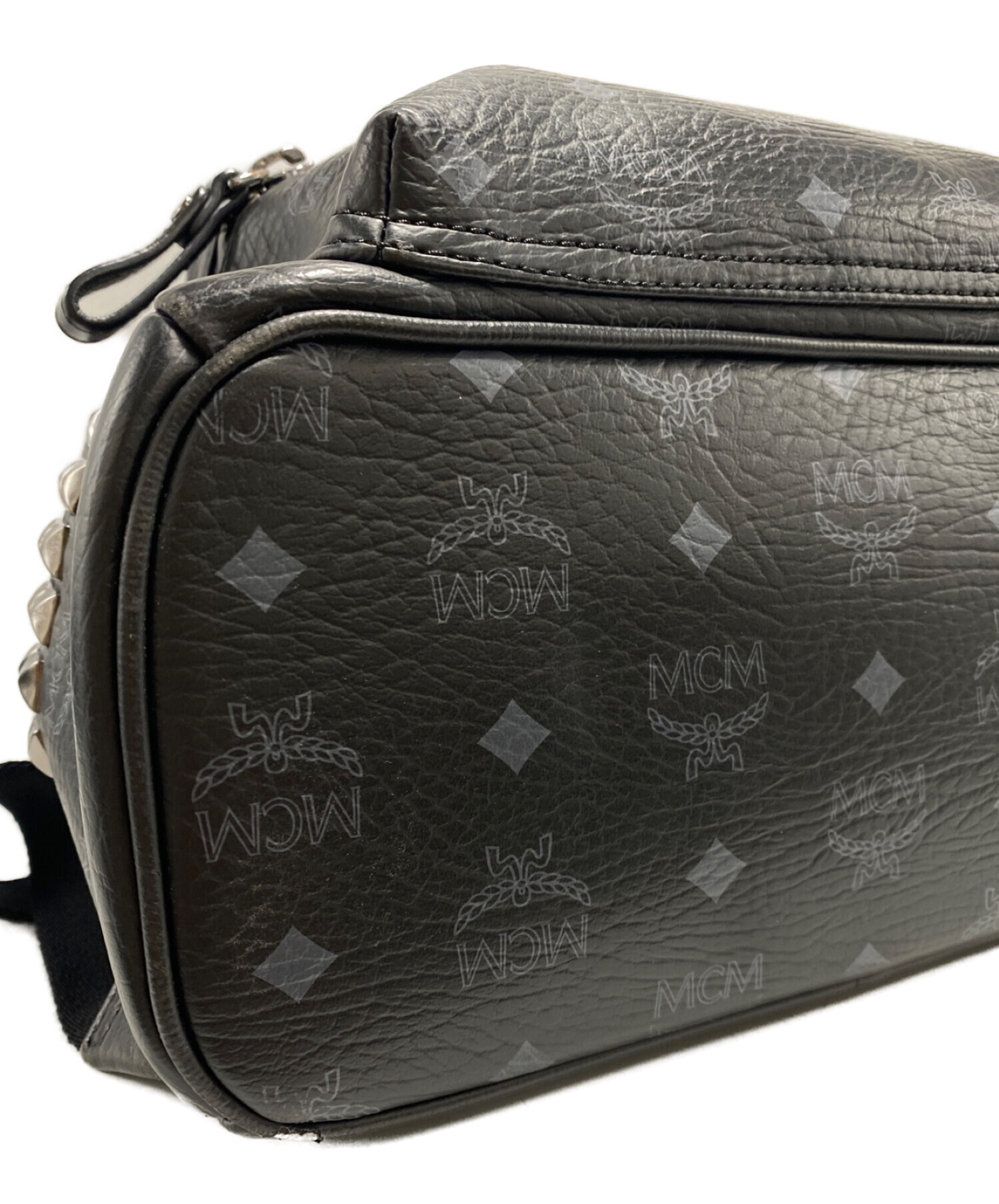 中古・古着通販】MCM (エムシーエム) スタッズリュック ブラック