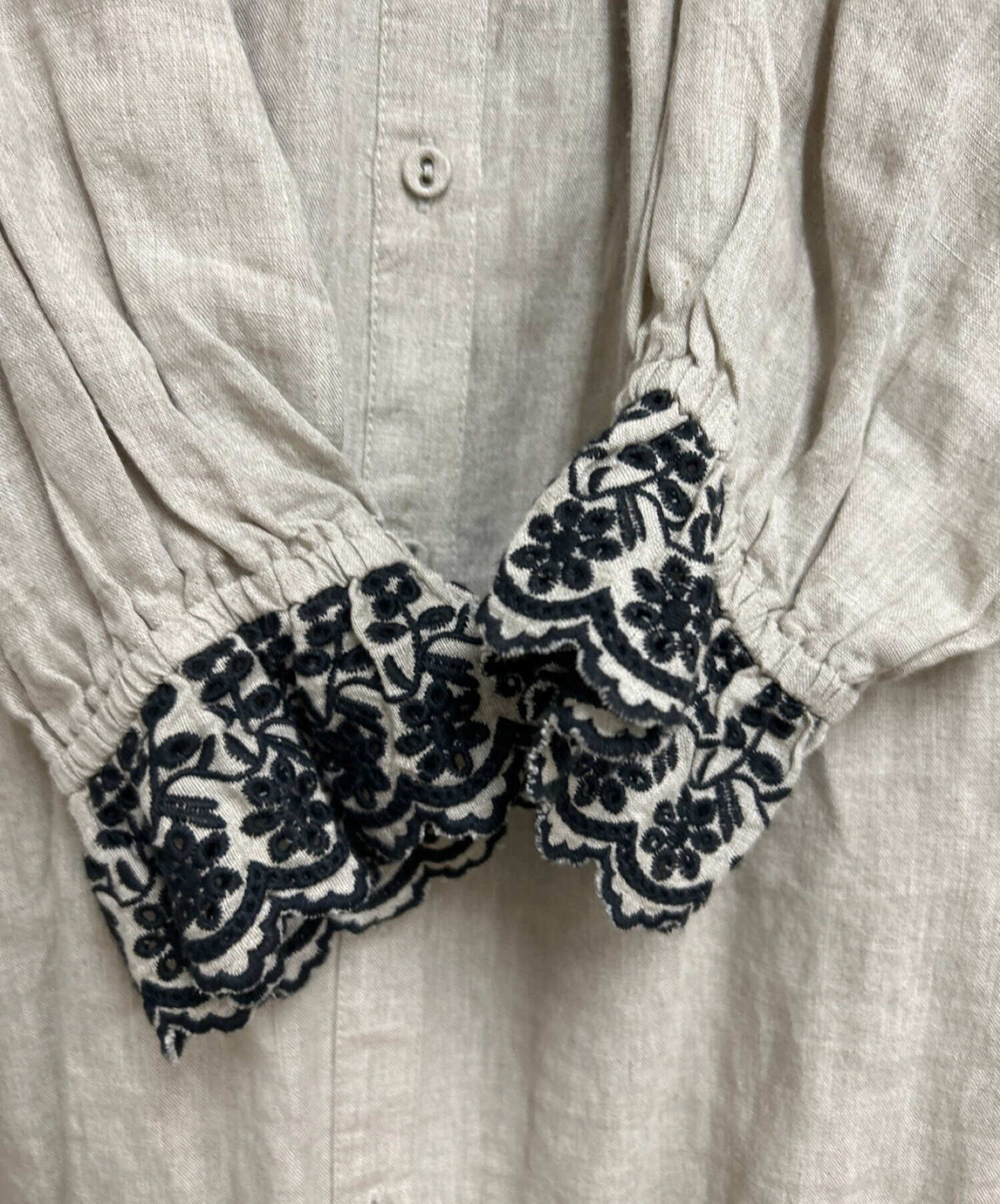 Samansa Mos2 (サマンサモスモス) kazumi (カズミ) 袖口刺繍リネンワンピース ベージュ サイズ:SIZE フリー