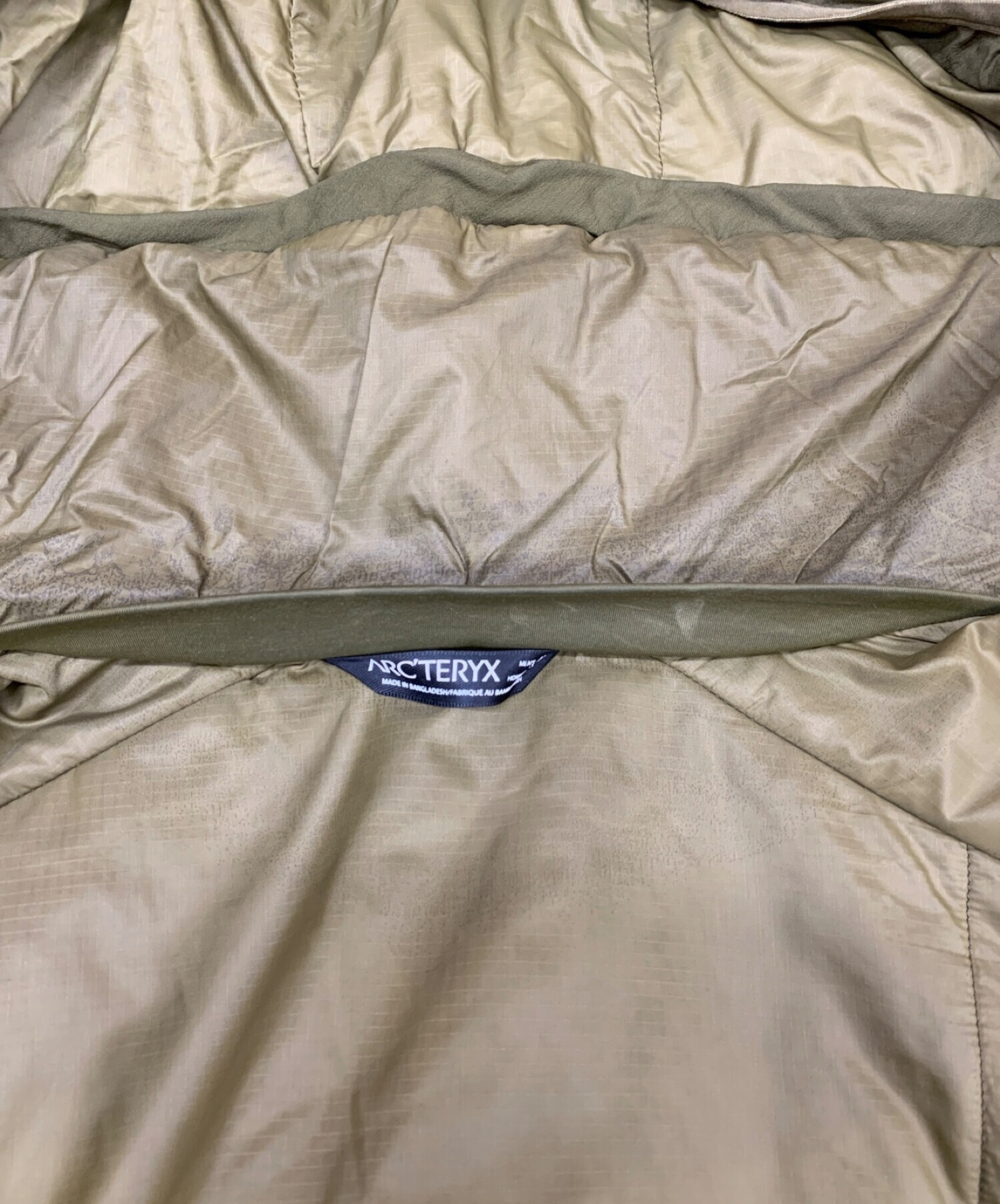 中古・古着通販】ARC'TERYX (アークテリクス) 中綿ジャケット カーキ