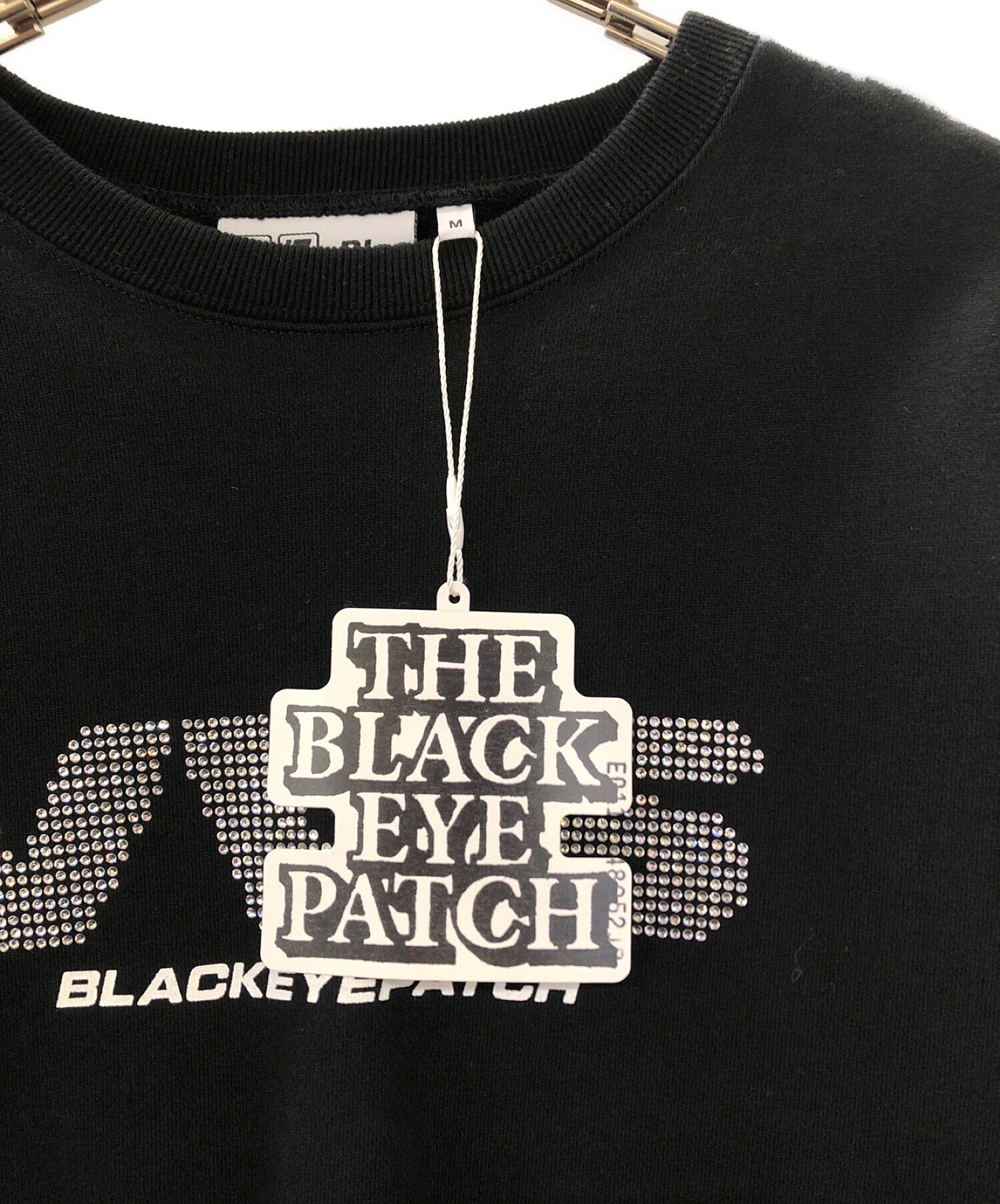 BlackEyePatch (ブラックアイパッチ) ライン ストーン スウェット ブラック サイズ:M