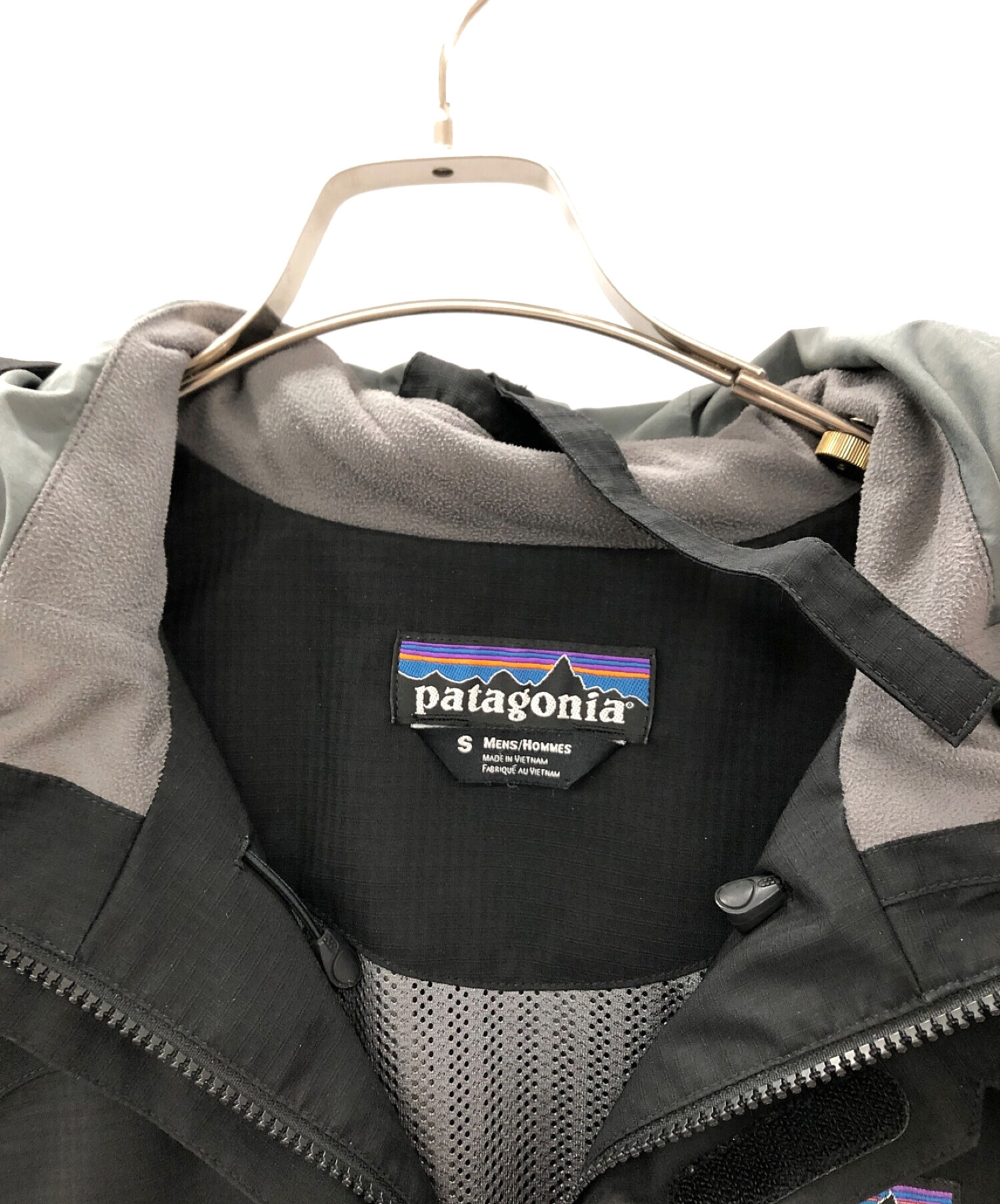 Patagonia (パタゴニア) マウンテンパーカー ブラック サイズ:S