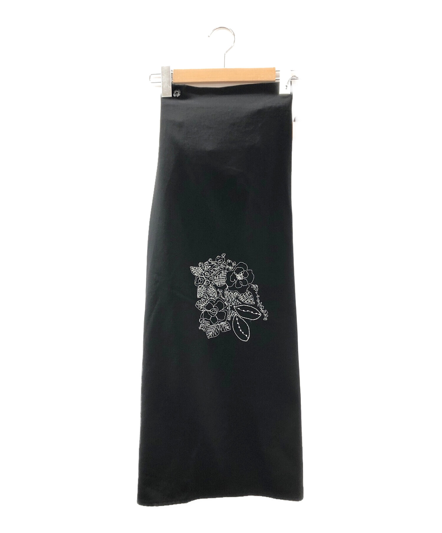 Y's (ワイズ) 花柄刺繍スカート ブラック サイズ:size L