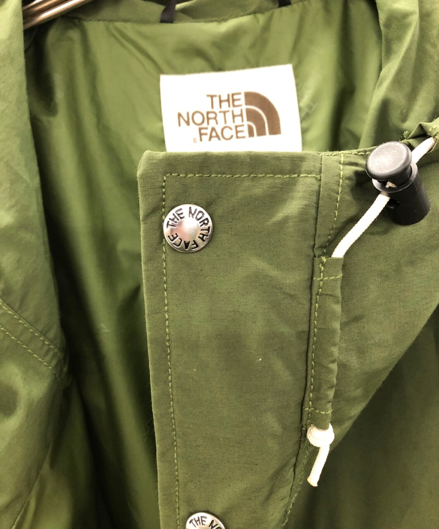 THE NORTH FACE (ザ ノース フェイス) マウンテンパーカー オリーブ サイズ:M