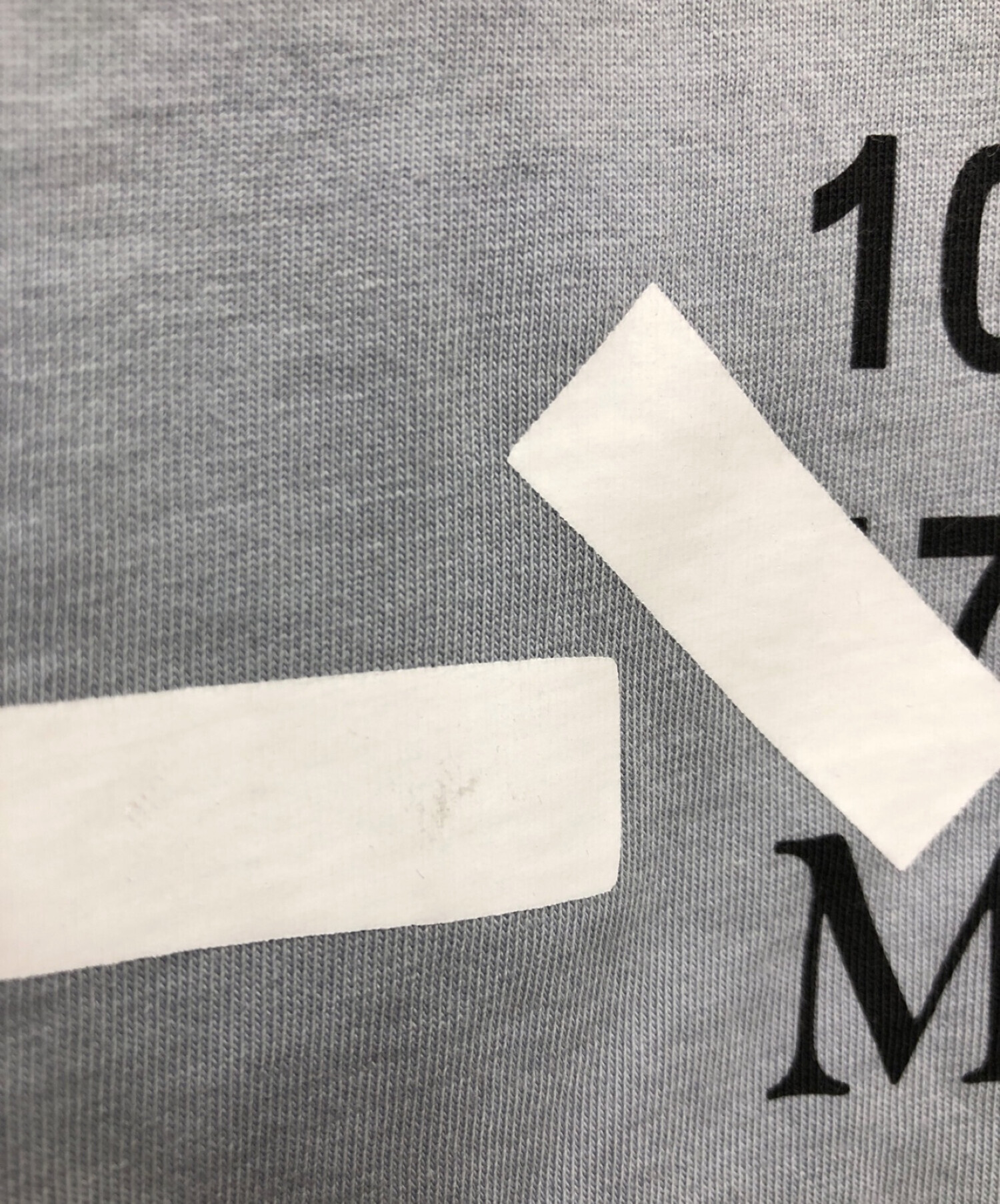 中古・古着通販】Maison Margiela (メゾンマルジェラ) TapeプリントオーバーサイズTシャツ グレー サイズ:44｜ブランド・古着通販  トレファク公式【TREFAC FASHION】スマホサイト