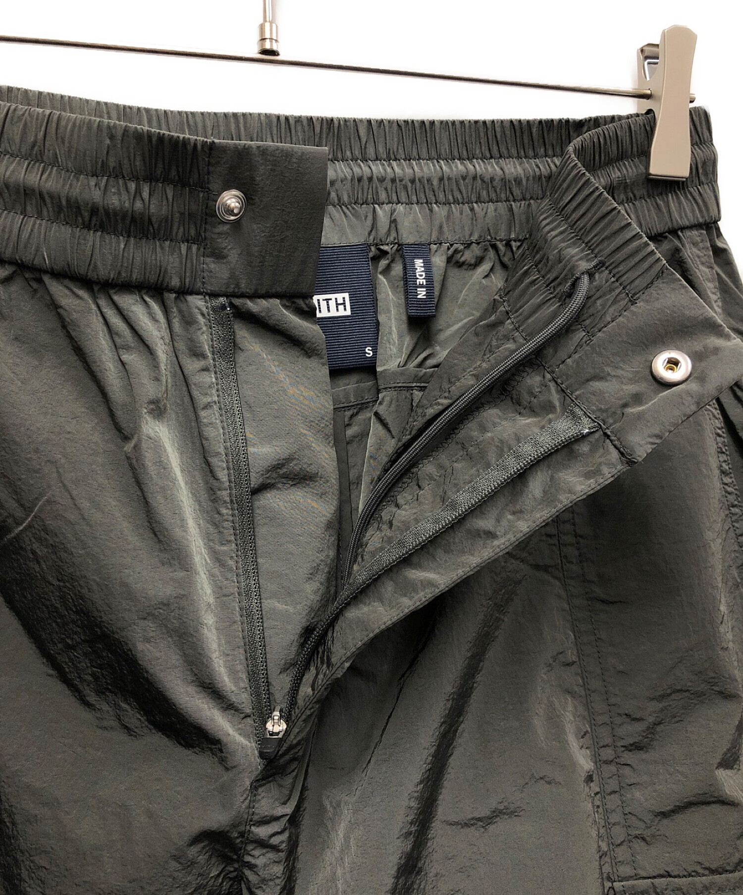 中古・古着通販】KITH (キス) Bristol Cargo Pant グレー サイズ