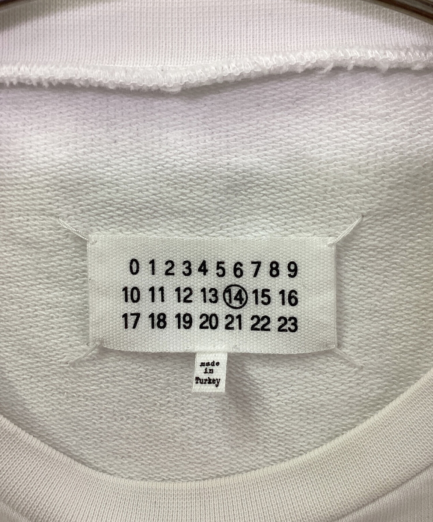 中古・古着通販】Maison Margiela (メゾンマルジェラ) エルボーパッチスウェット ホワイト サイズ:46｜ブランド・古着通販  トレファク公式【TREFAC FASHION】スマホサイト