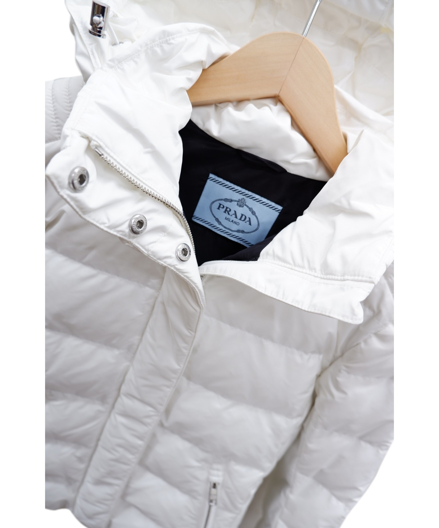 PRADA (プラダ) ダウンジャケット ホワイト サイズ:40