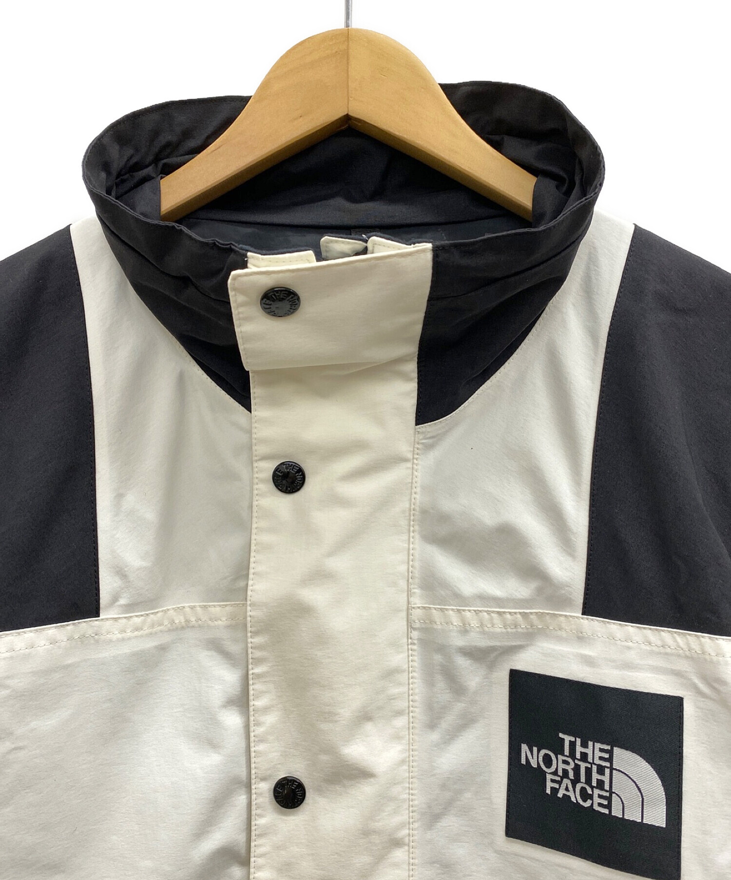 THE NORTH FACE (ザ ノース フェイス) RAGE GTX SHELL JACKET ホワイト×ブラック サイズ:M