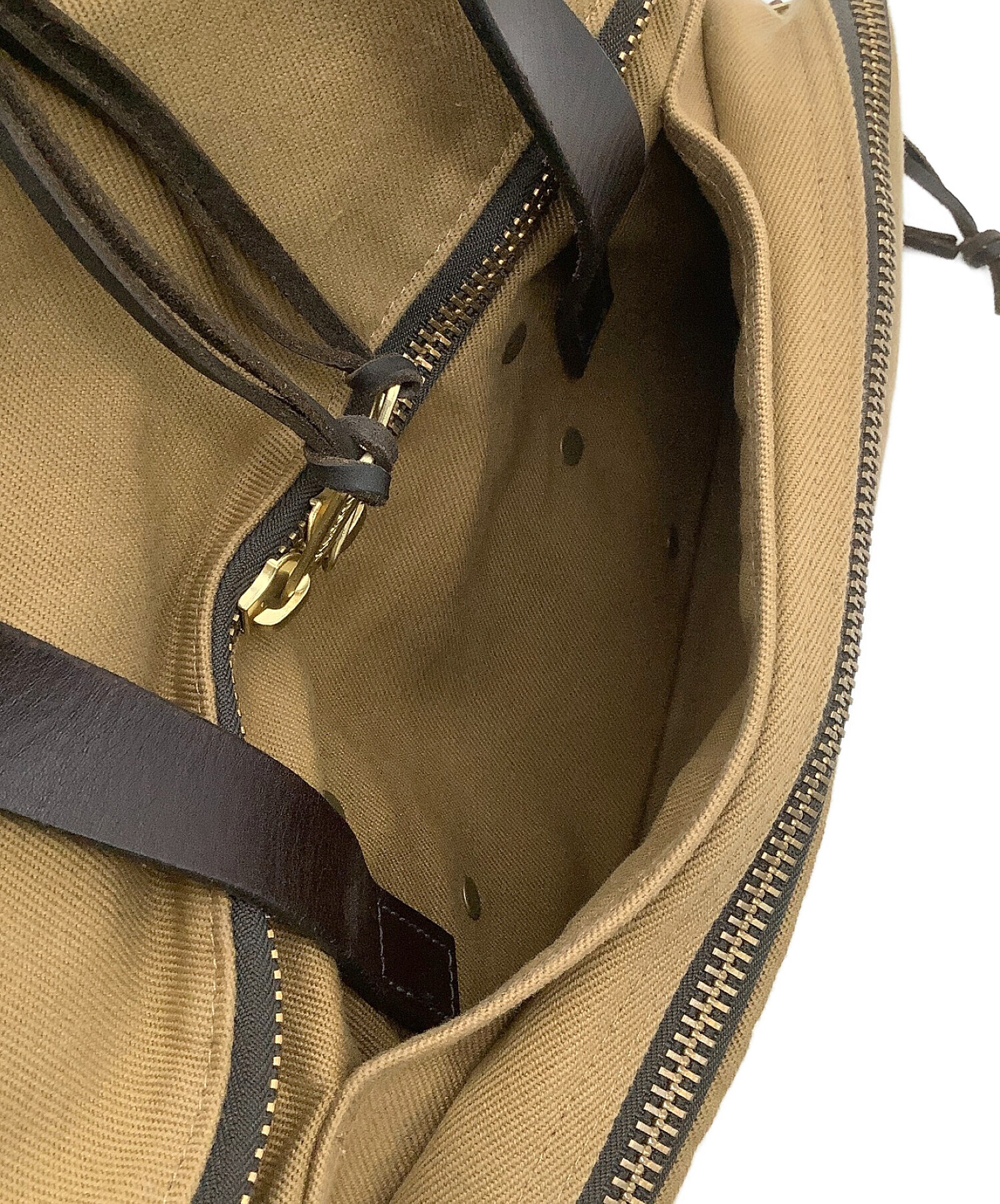 FILSON (フィルソン) スポーツマンユーティリティバッグ カーキ