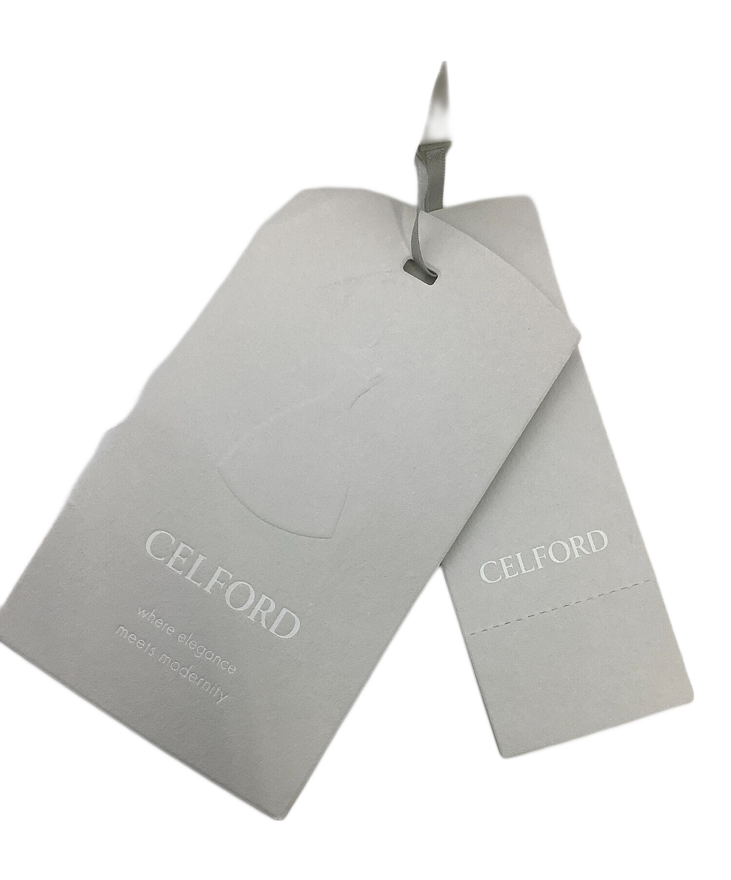 中古・古着通販】CELFORD (セルフォード) バックフレアワンピース ホワイト サイズ:36｜ブランド・古着通販 トレファク公式【TREFAC  FASHION】スマホサイト