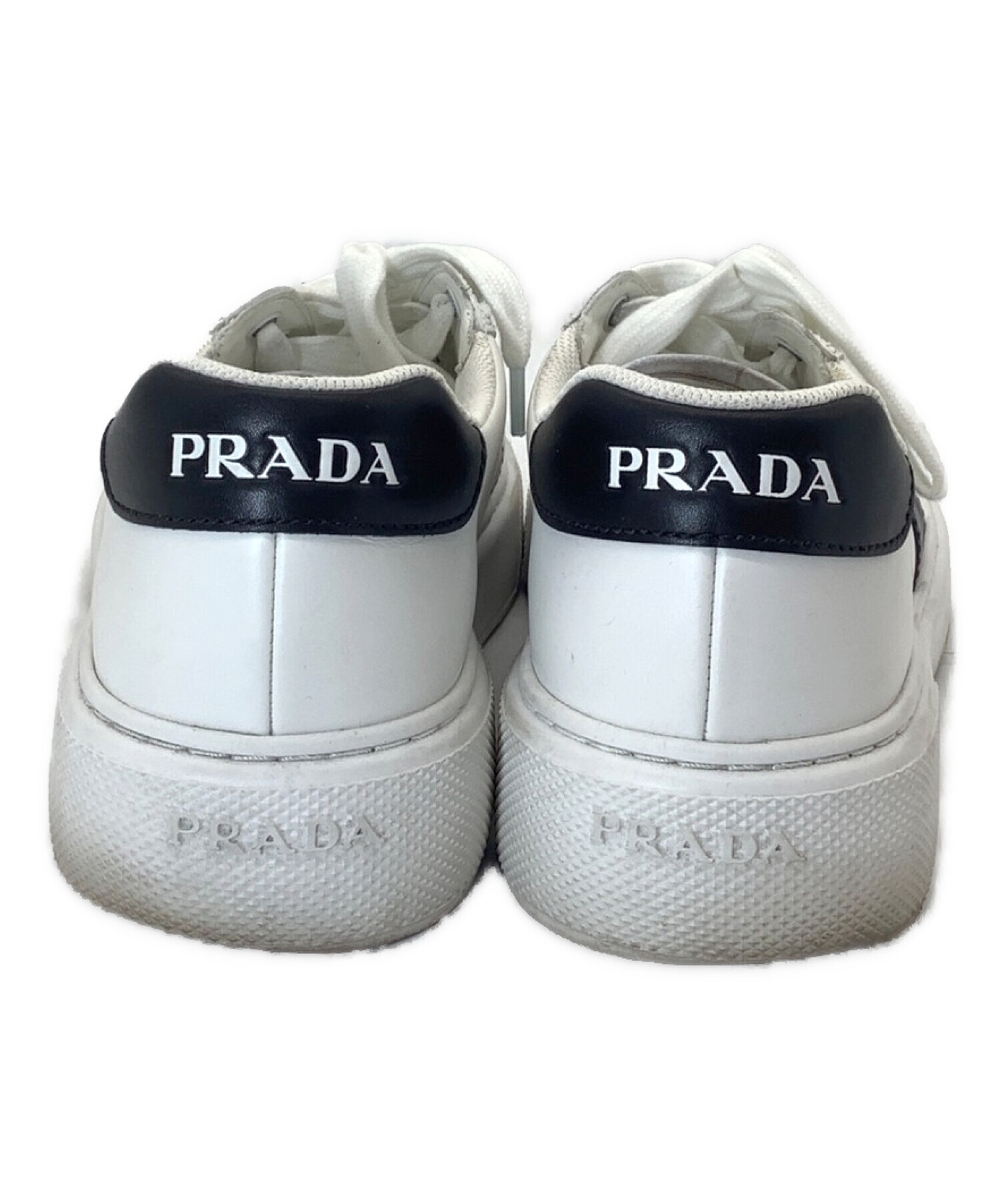 中古・古着通販】PRADA (プラダ) ローカットスニーカー ブラック