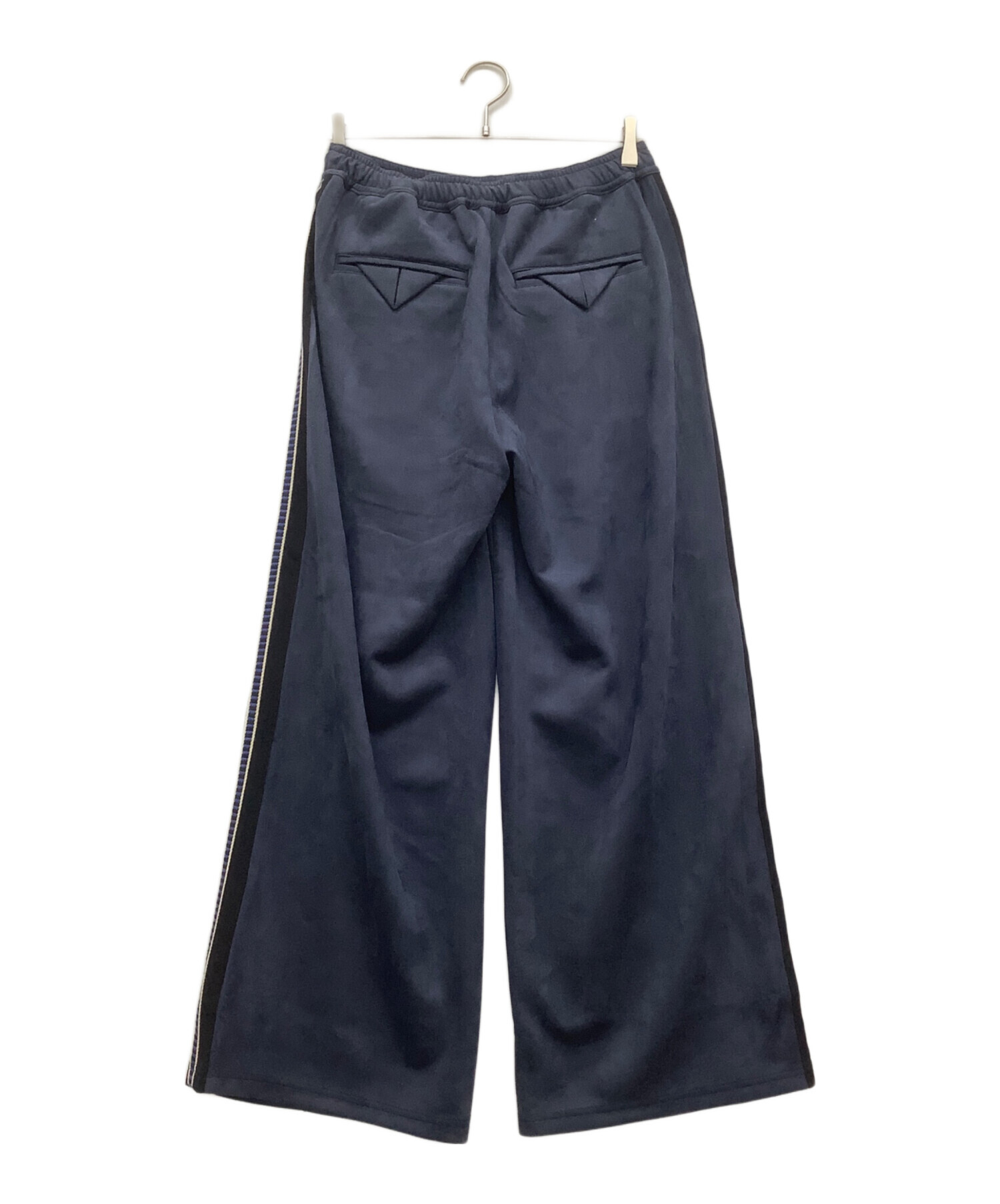 中古・古着通販】SASQUATCHfabrix. (サスクワッチファブリックス) FAUX SUEDE FLARE SILHOUETTE TRACK  PANTS ネイビー サイズ:M｜ブランド・古着通販 トレファク公式【TREFAC FASHION】スマホサイト