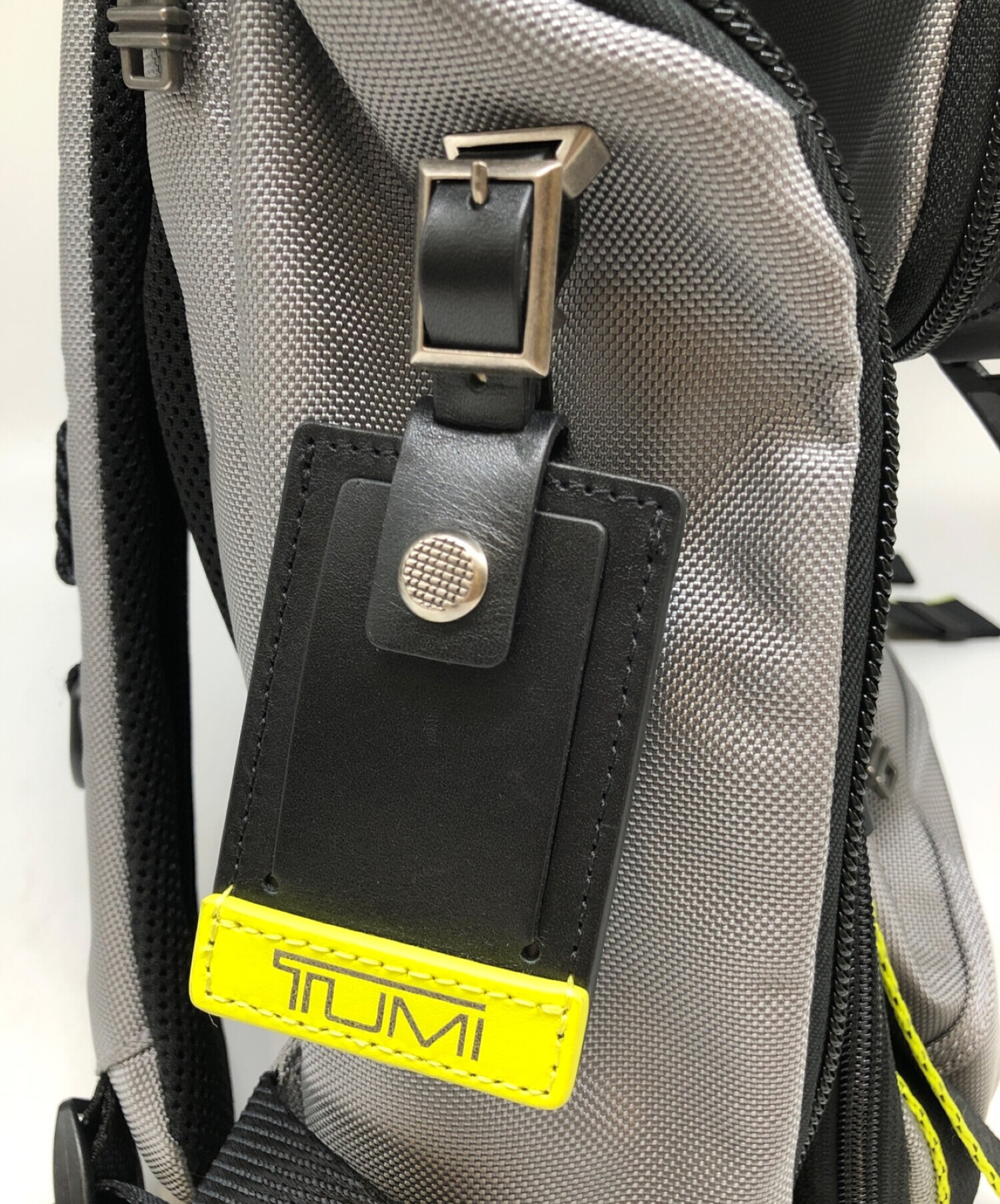 中古・古着通販】TUMI (トゥミ) リュック グレー×グリーン｜ブランド