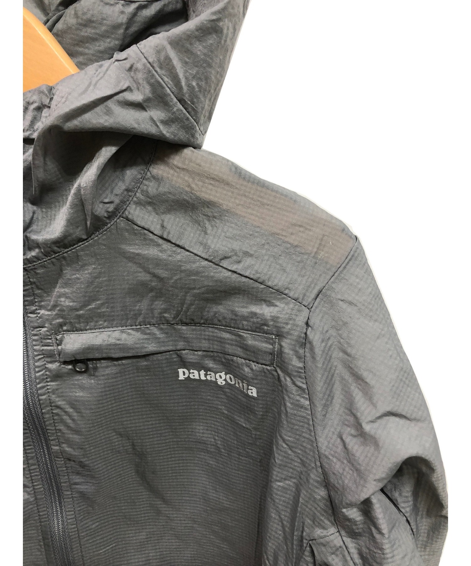 中古・古着通販】Patagonia (パタゴニア) フーディニジャケット グレー