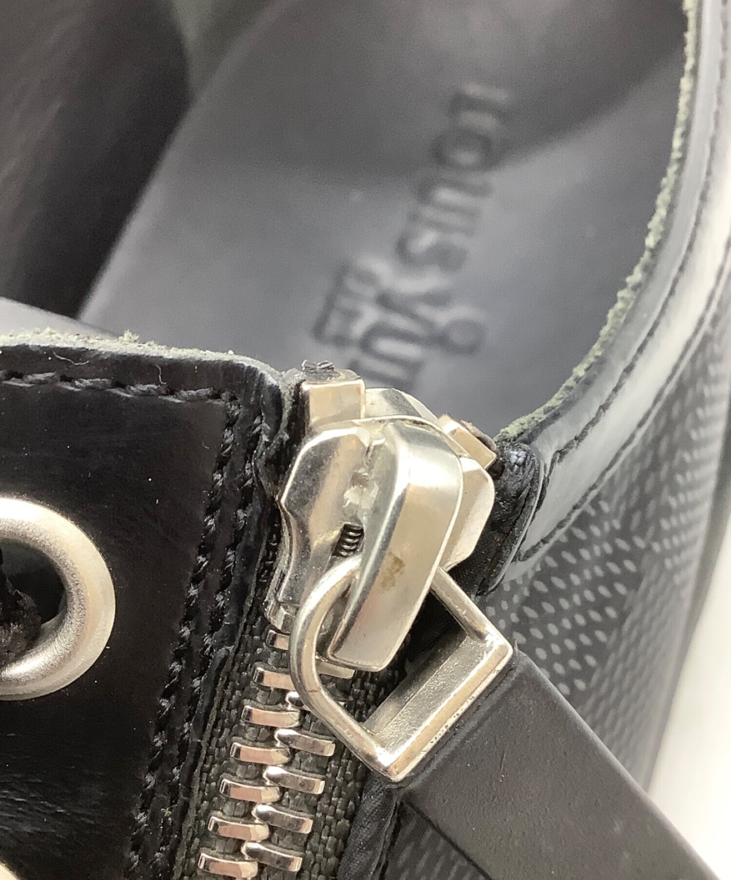 中古・古着通販】LOUIS VUITTON (ルイ ヴィトン) スニーカー ブラック サイズ:6 1/2｜ブランド・古着通販  トレファク公式【TREFAC FASHION】スマホサイト