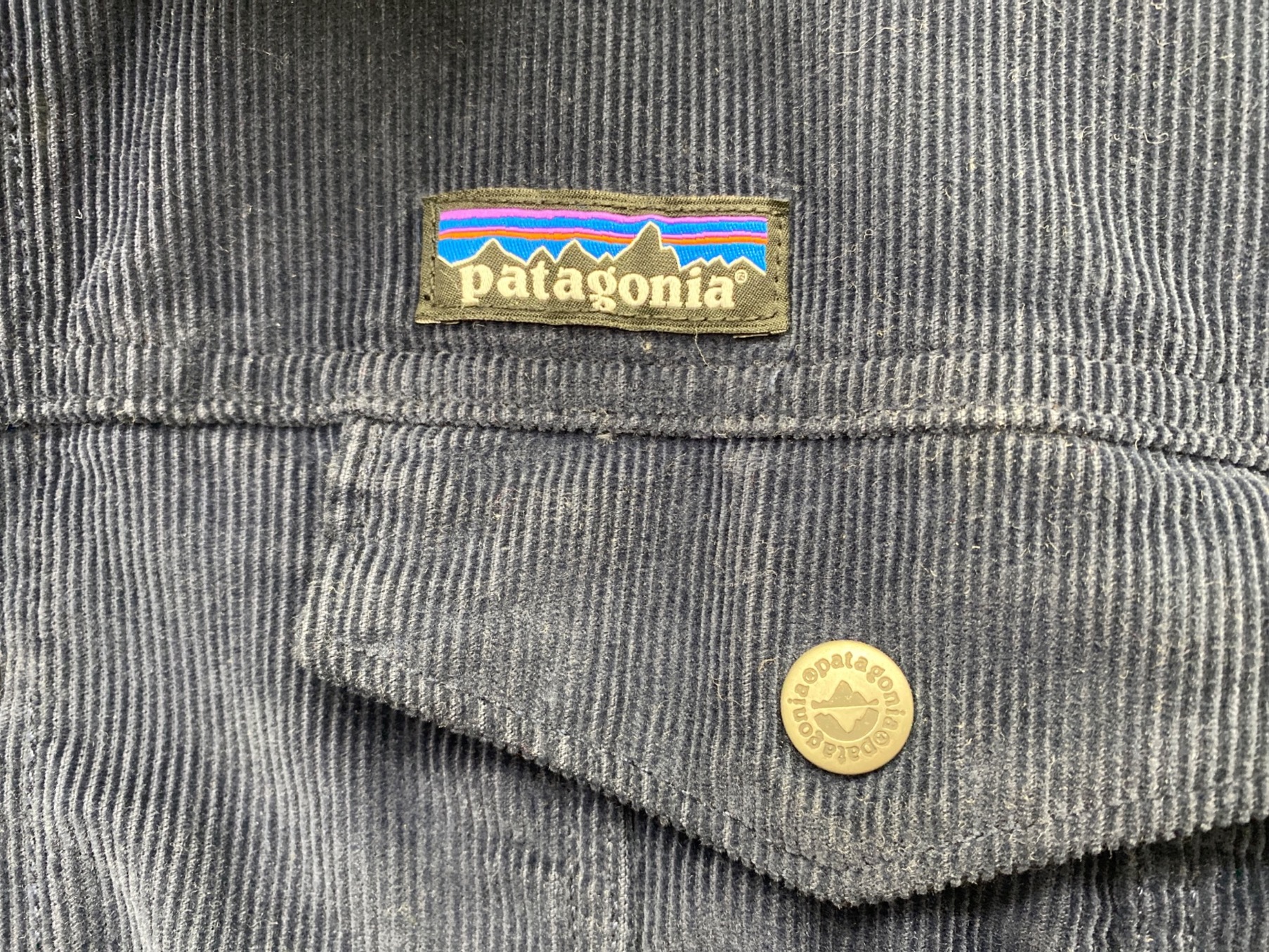 Patagonia (パタゴニア) パイルラインドトラッカージャケット ネイビー サイズ:L