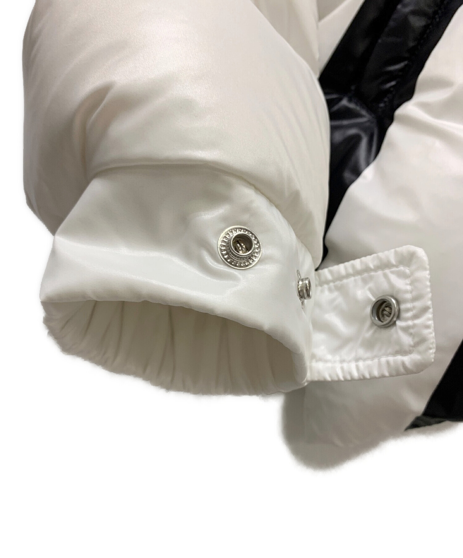 MONCLER (モンクレール) ダウンジャケット ホワイト サイズ:4