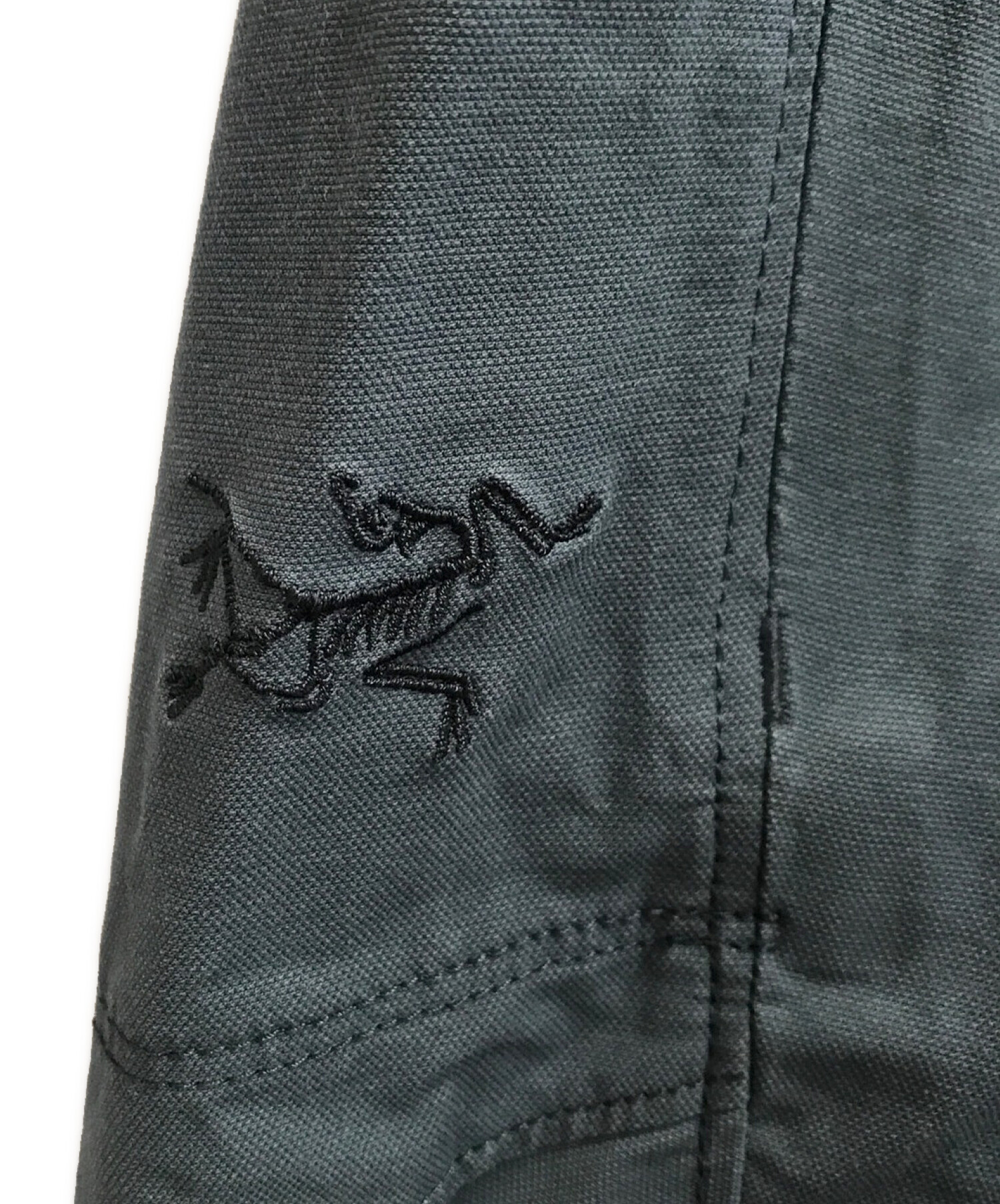 ARC'TERYX (アークテリクス) パンツ ブルー サイズ:81cm(W32)