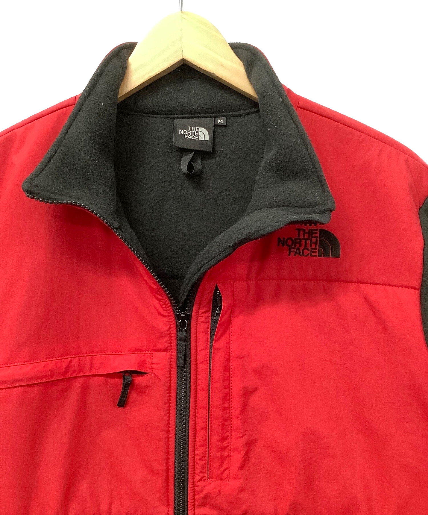 THE NORTH FACE (ザ ノース フェイス) フリースジャケット レッド×ブラック サイズ:M