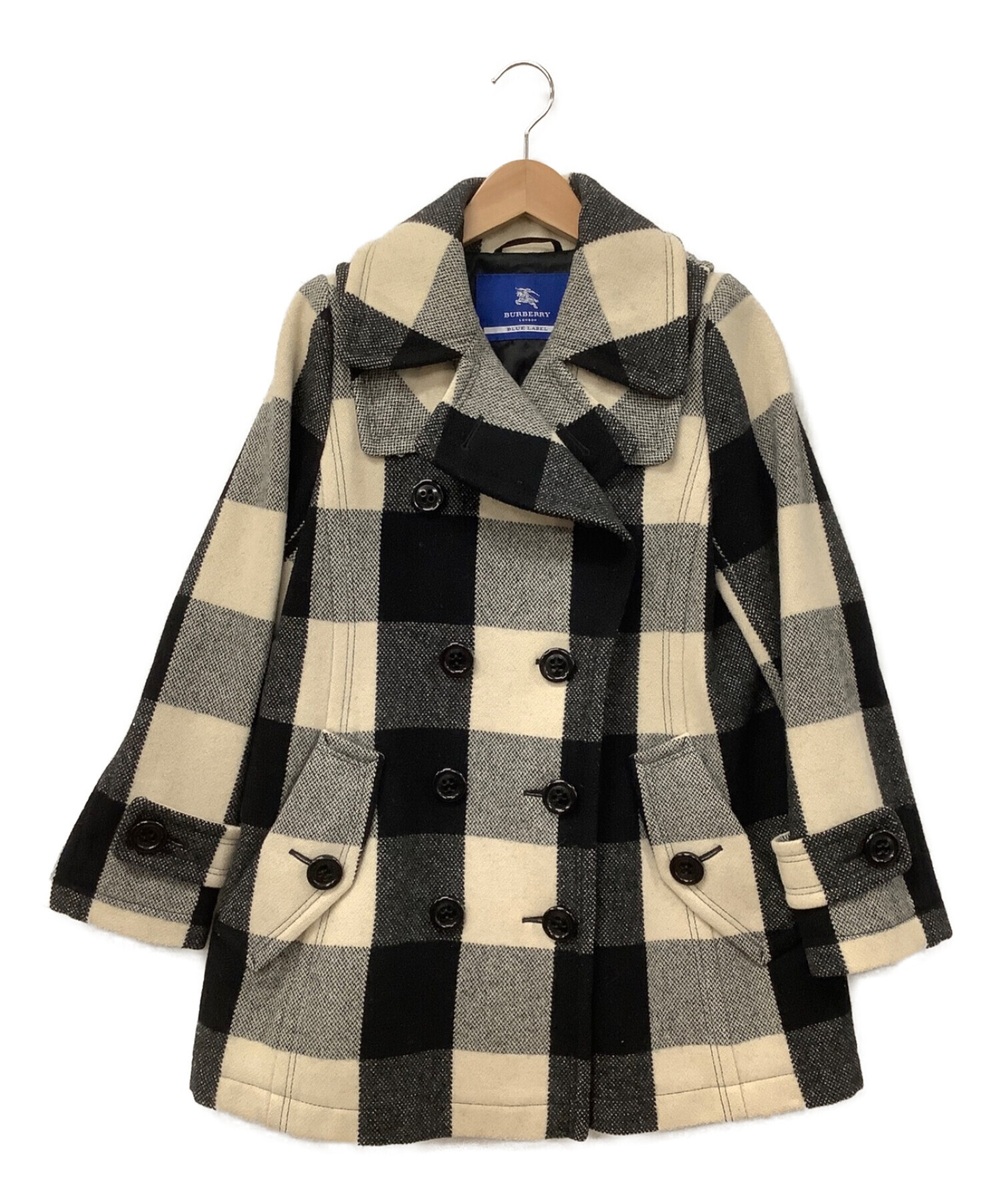 BURBERRY BLUE LABEL (バーバリーブルーレーベル) Pコート ホワイト×ブラック サイズ:38