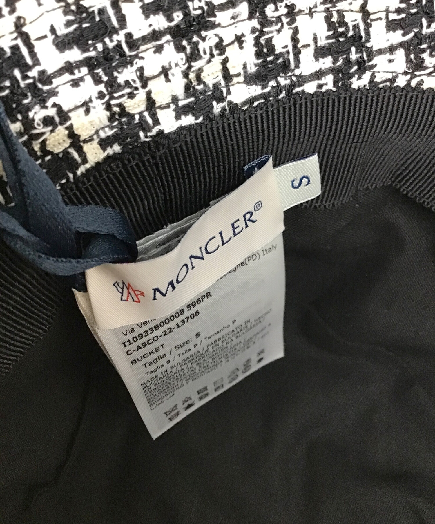 MONCLER (モンクレール) バケットハット ホワイト×ブラック サイズ:SIZE S 未使用品