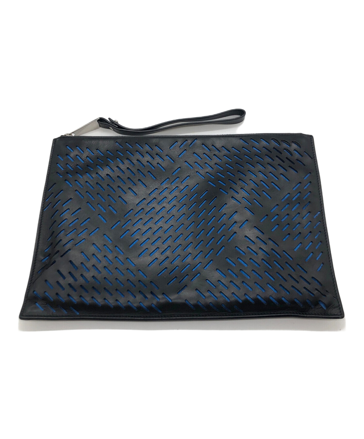 中古・古着通販】BOTTEGA VENETA (ボッテガベネタ) パンチングクラッチ