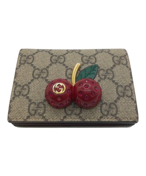 【中古・古着通販】GUCCI (グッチ) チェリー(さくらんぼ) 付き GGスプリーム キャンバス カードケース ベージュ×レッド｜ブランド・古着通販  トレファク公式【TREFAC FASHION】スマホサイト