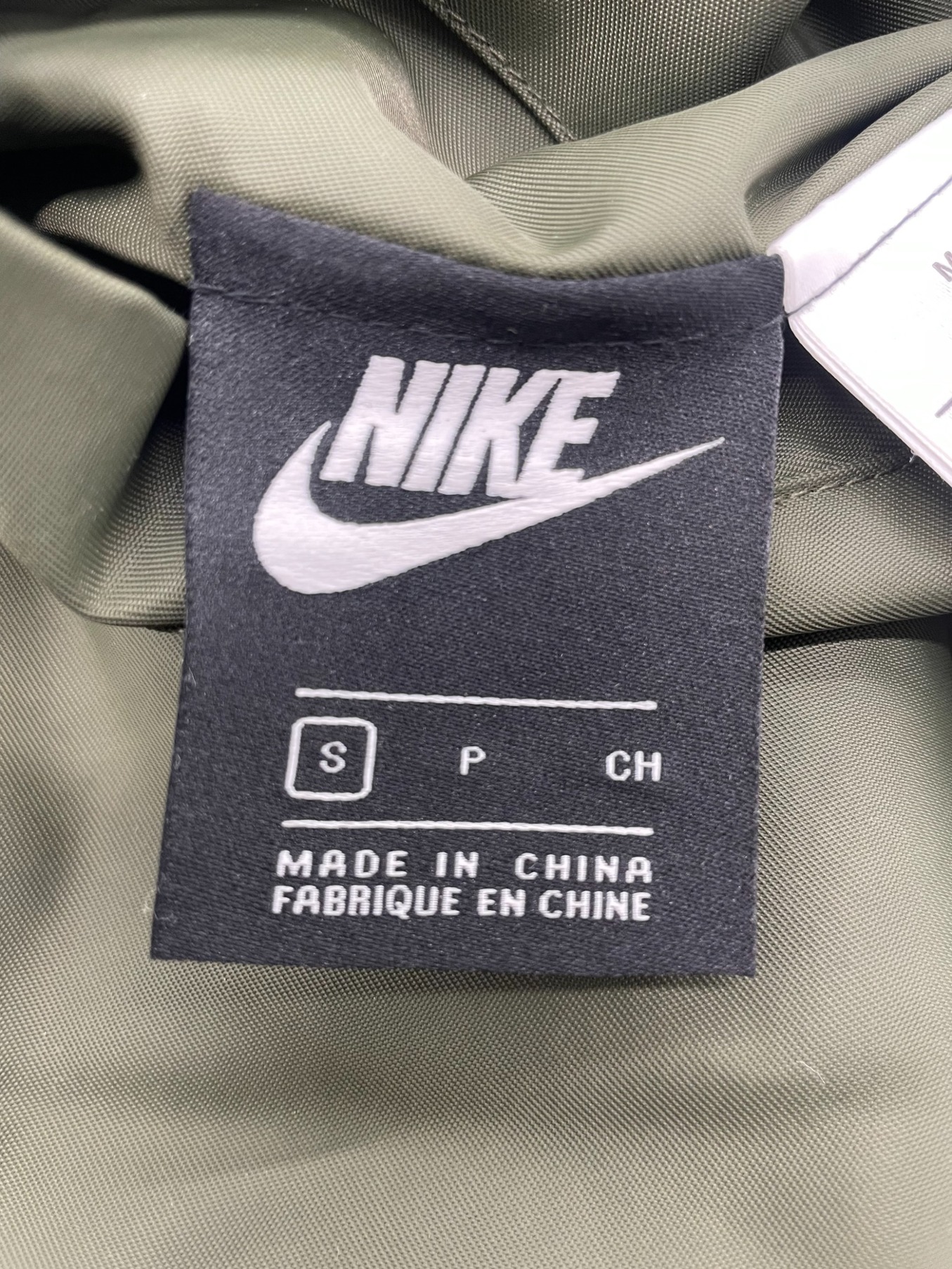 中古・古着通販】NIKE (ナイキ) リバーシブルボンバージャケット